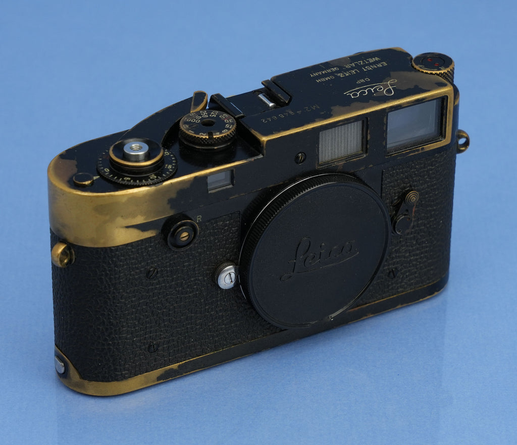 LEICA LEITZ M2 BUTTON EARLY # 1st BATCH 10800 KOOHE ORIGINAL LEICA LEITZ M2 BUTTON EARLY # 1st BATCH 10800 KOOHE ORIGINAL