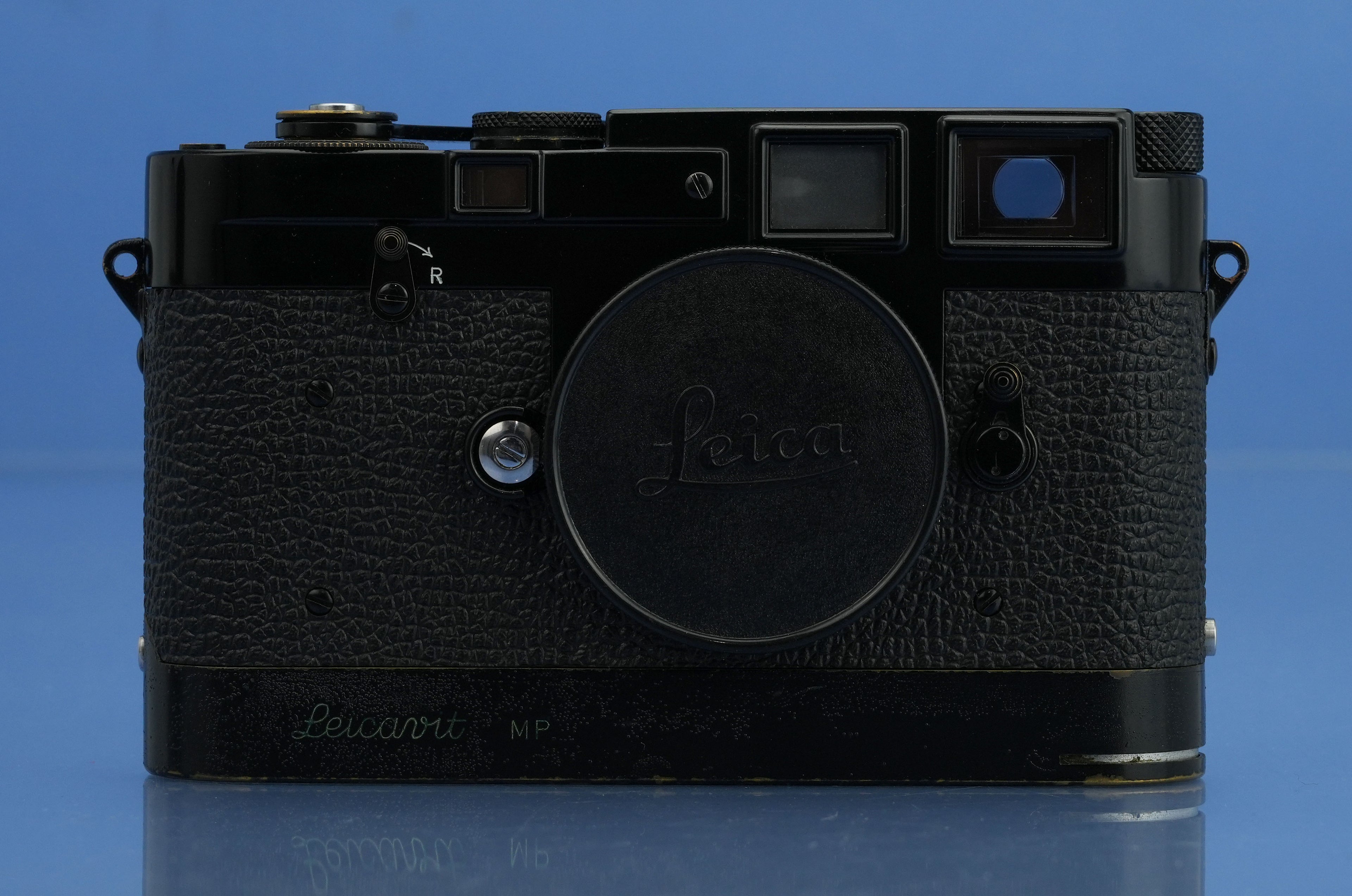 LEICA LEITZ MP-118 ORIGINAL 1957 SCHWARZE LACKIERUNG IMOOP ENTFERNUNGSFONKAMERA + PAPIERE!