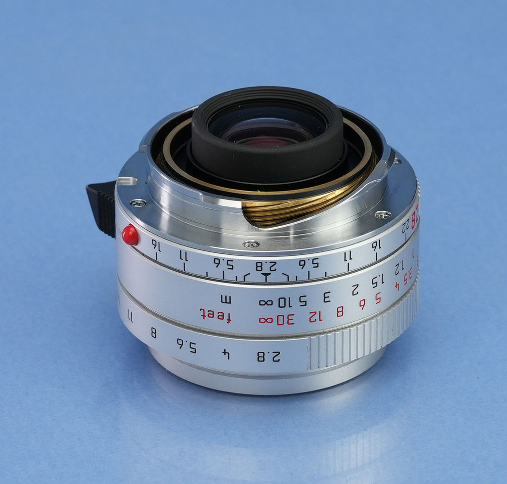 LEICA 10707 M8.2 OLIVE SAFARI CAMERA +ELMARIT-M 28MM LENS 944 SHOTS! FULL SET +