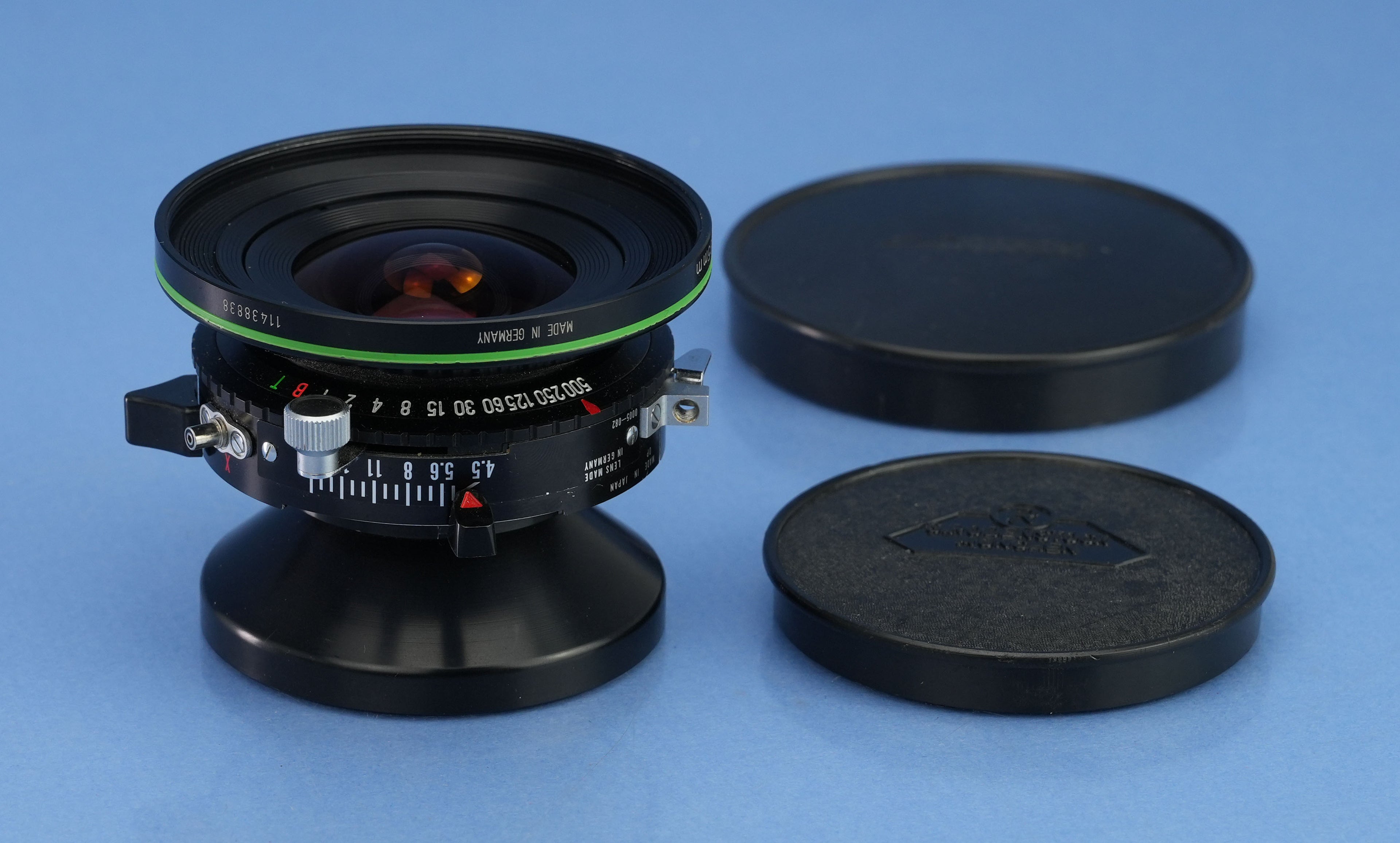 RODENSTOCK APO-GRANDAGON 35MM F4.5 WIDE ANGLE LENS COPAL 0 SHUTTER 120• +CAPS