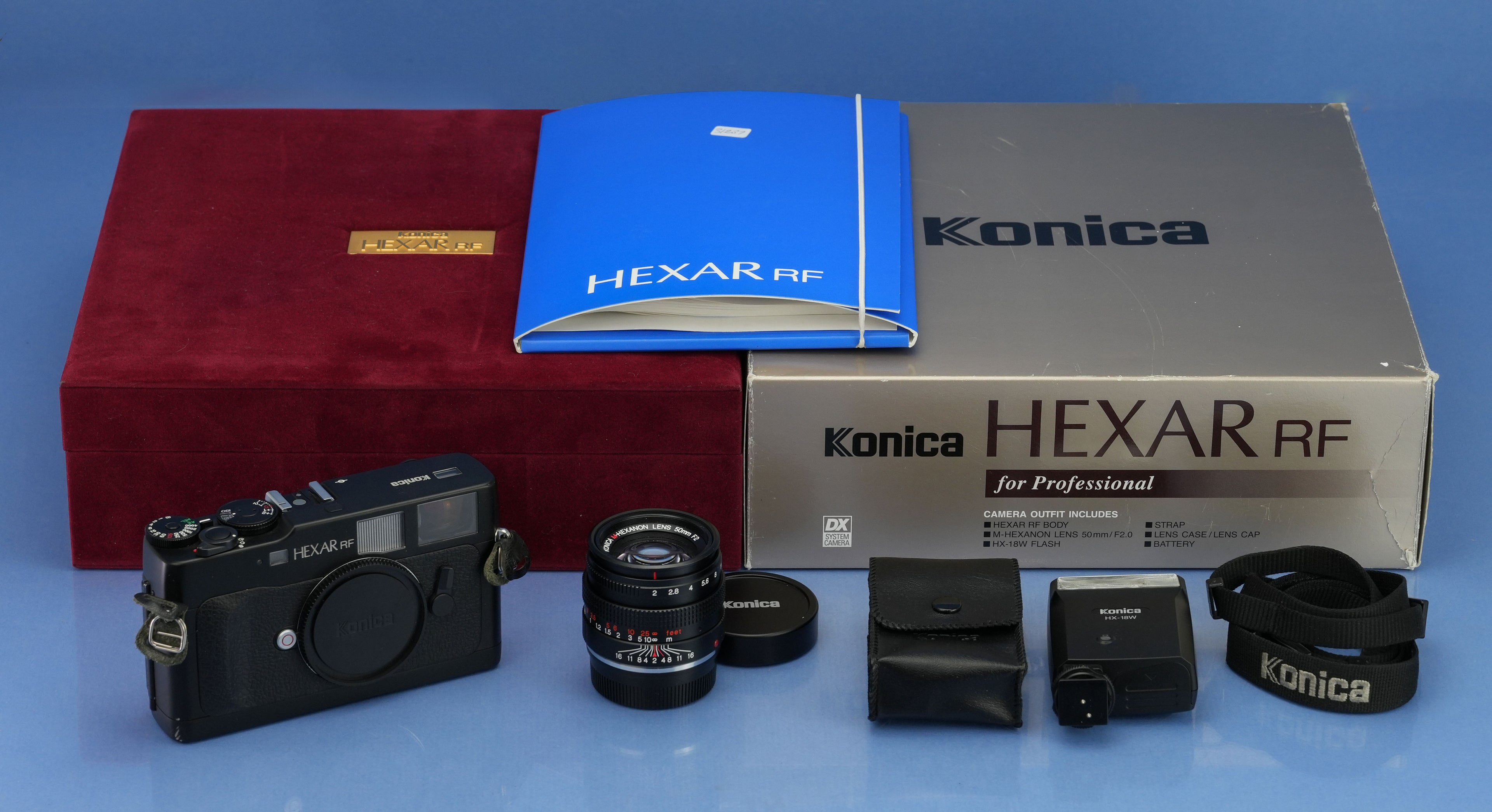 KONICA HEXAR RF BLACK ENTFERNER-KAMERA-SET + 50MM F2 OBJEKTIV + BOX + BLITZ + BOX!