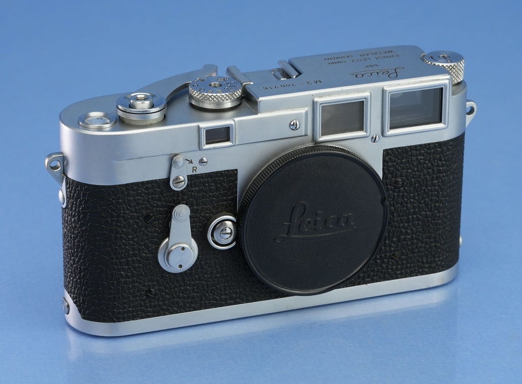 LEICA LEITZ M3 DS CHROME CAMERA BODY 1954 VERY EARLY TRACK SN. # 700716 RARE!