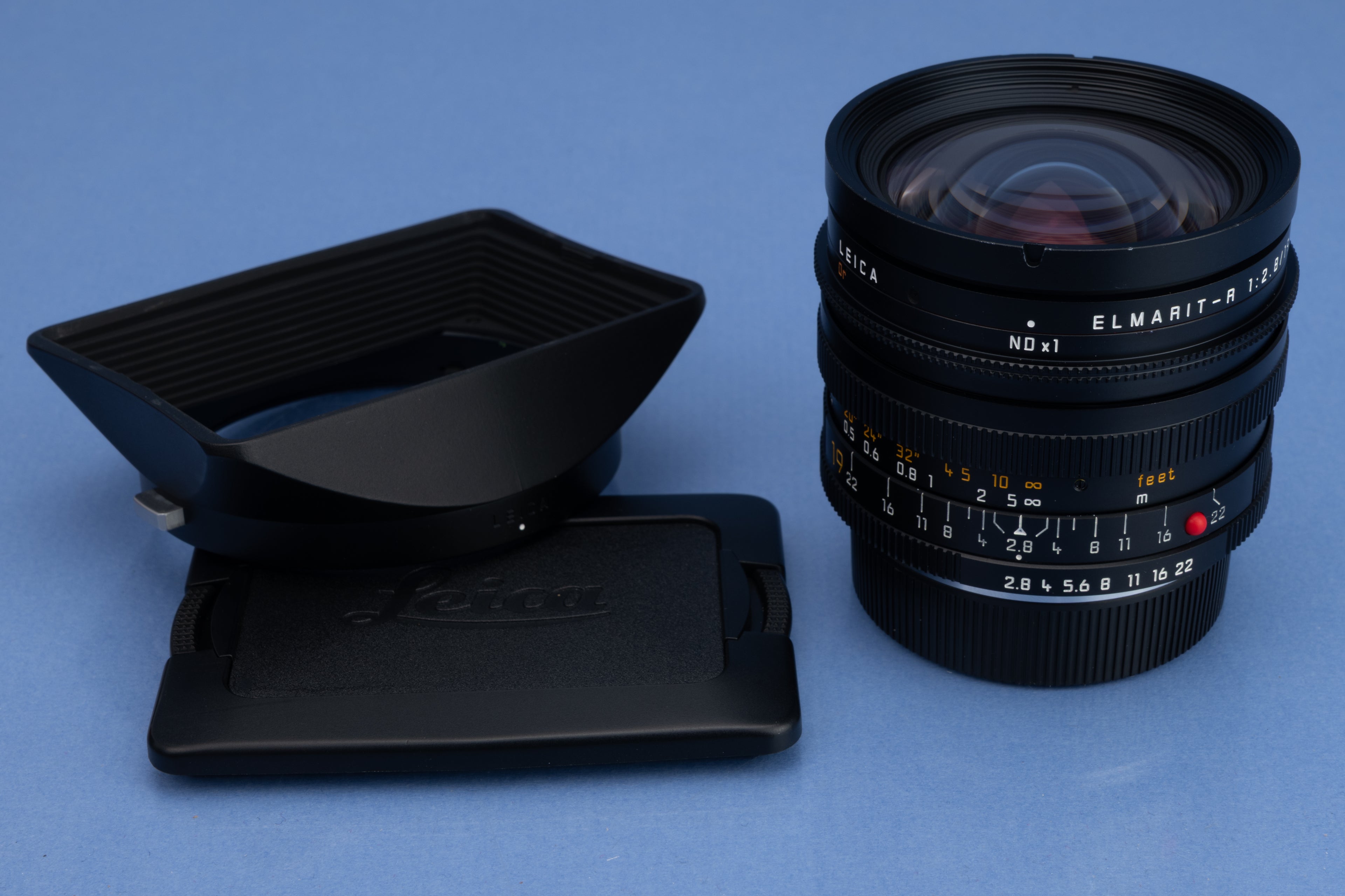 LEICA 19MM ELMARIT-R F2.8 2ND VERSION 3CAM 11258 LENS +12546 SHADE +CAPS NICE!