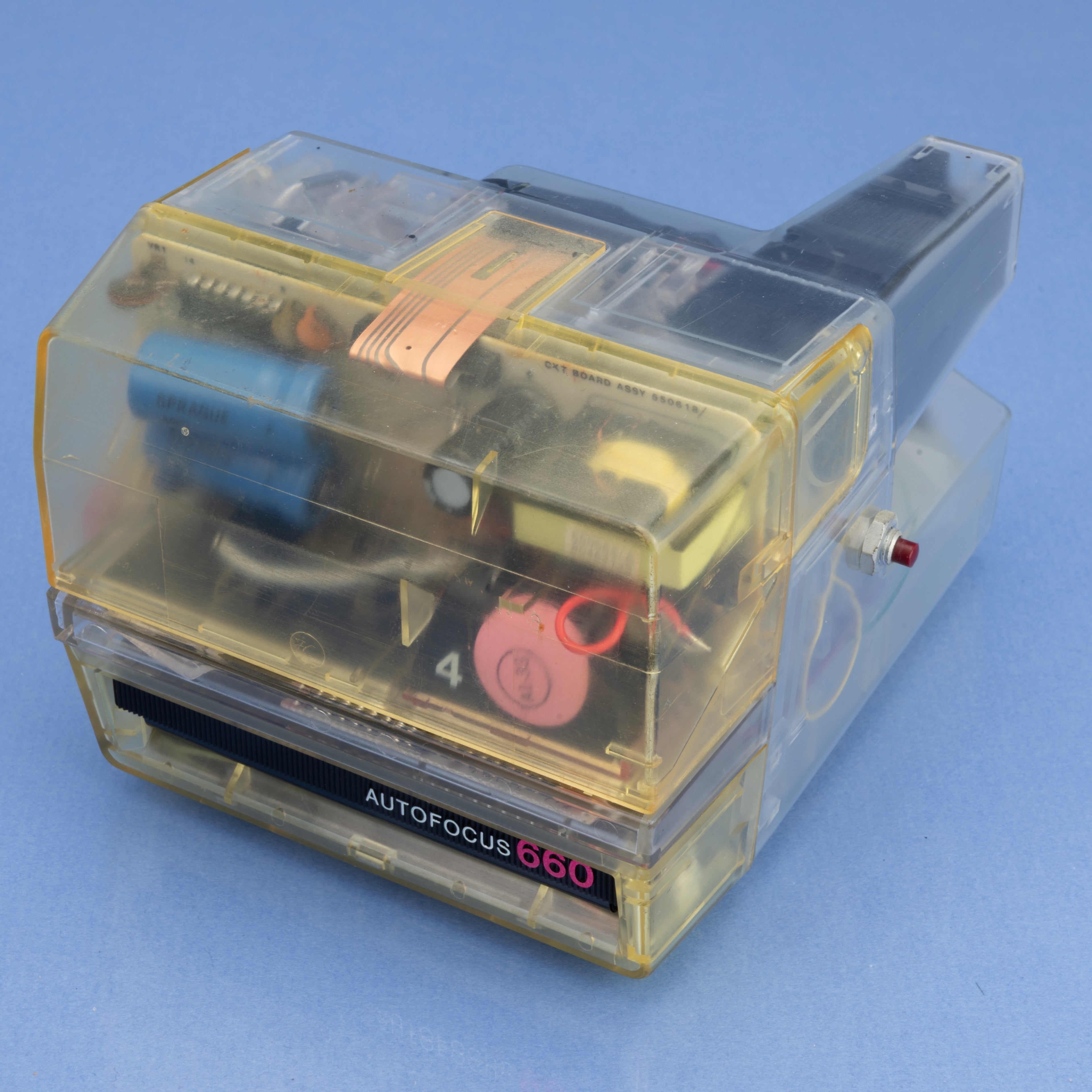 POLAROID AUTOFOCUS 660 TRANSPARENT 600 SERIES LAND CAMERA FOR DISPLAY ONLY RARE