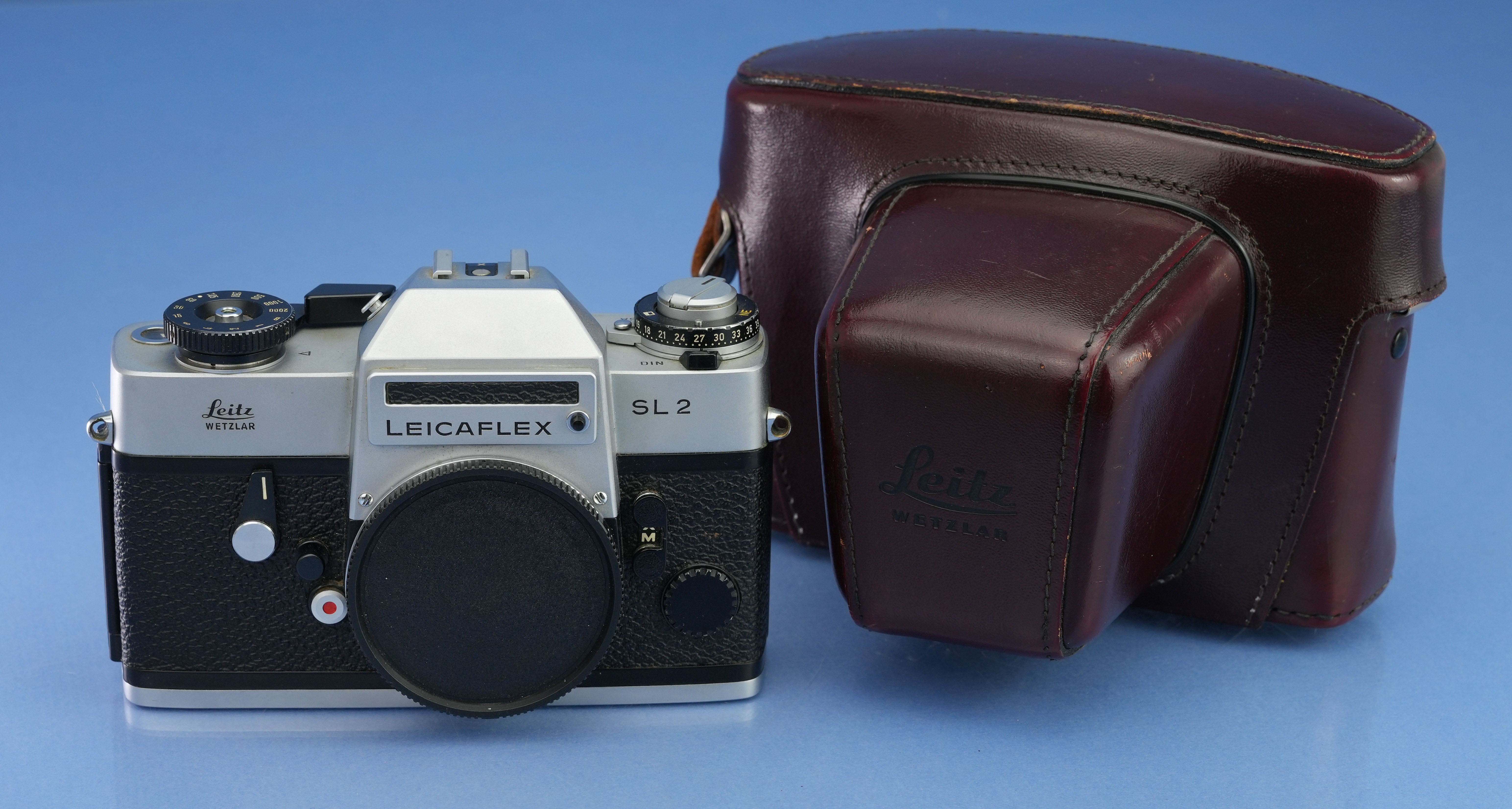 LEICA LEITZ LEICAFLEX SL2 SILVER CHROME SLR FILM CAMERA BODY 10021