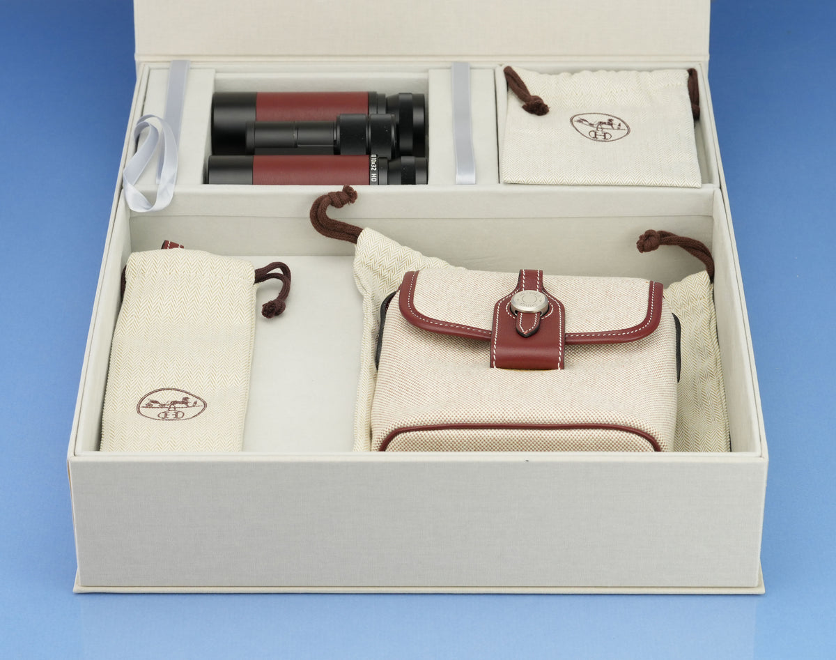 LEICA LEITZ ULTRAVID 10X32 HD HERMES EDITION BINOCULAR SET +CASES +POUCHES +BOX