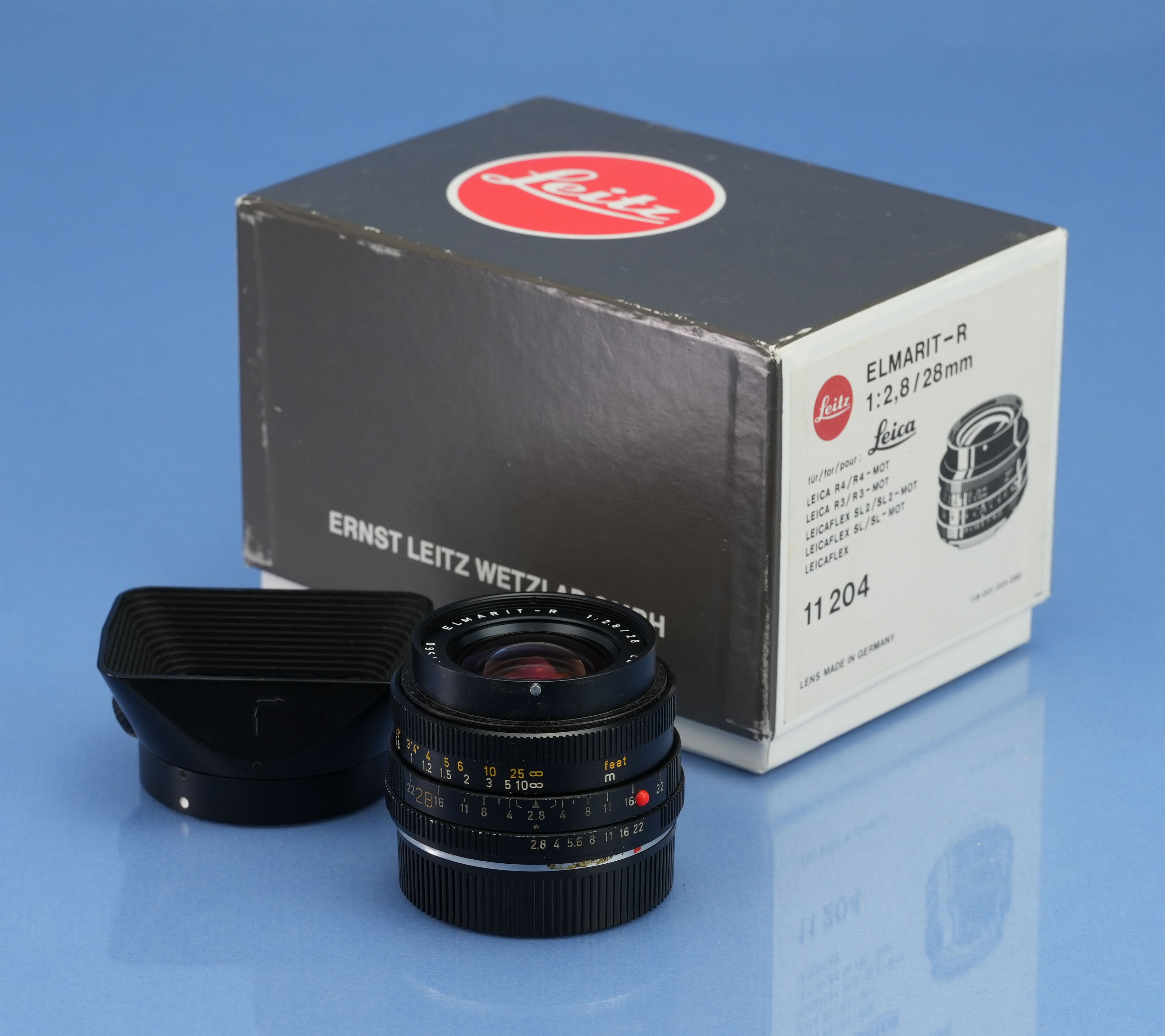 LEICA LEITZ 28MM ELMARIT-R F2.8 3CAM 11204 R LENS +CAP +SHADE +BOX. NICE!