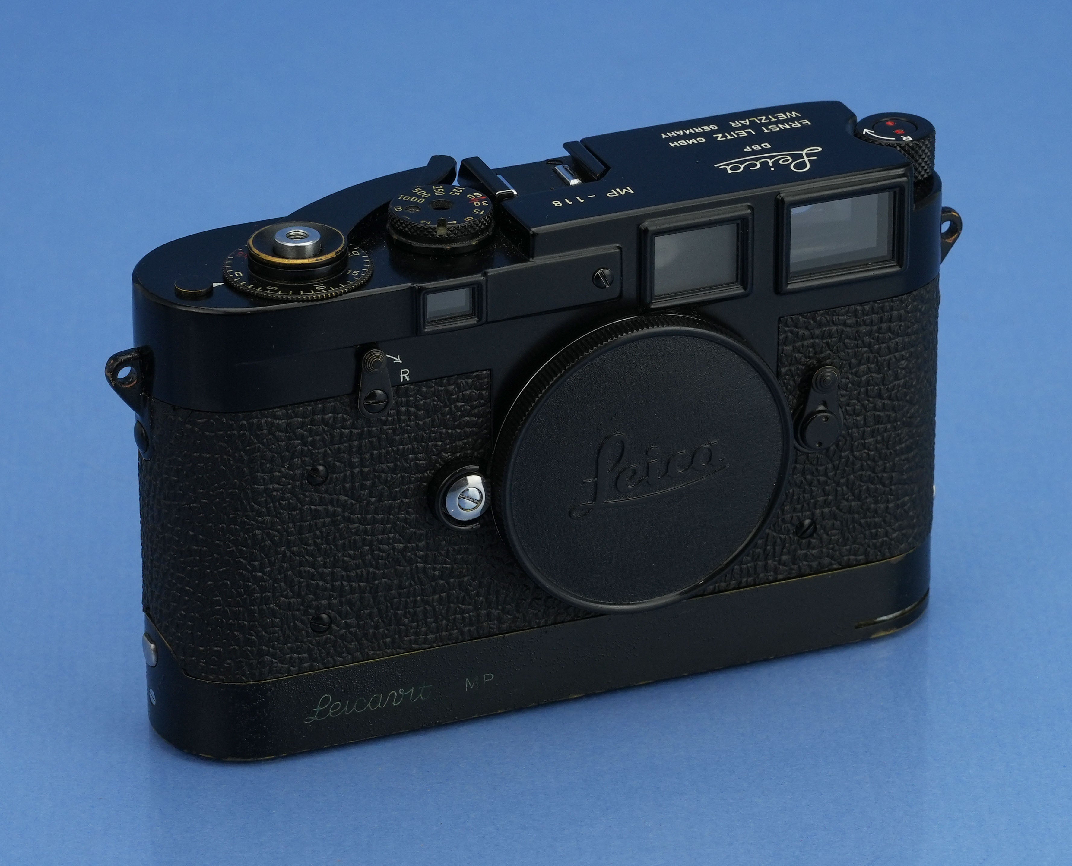 LEICA LEITZ MP-118 ORIGINAL 1957 SCHWARZE LACKIERUNG IMOOP ENTFERNUNGSFONKAMERA + PAPIERE!