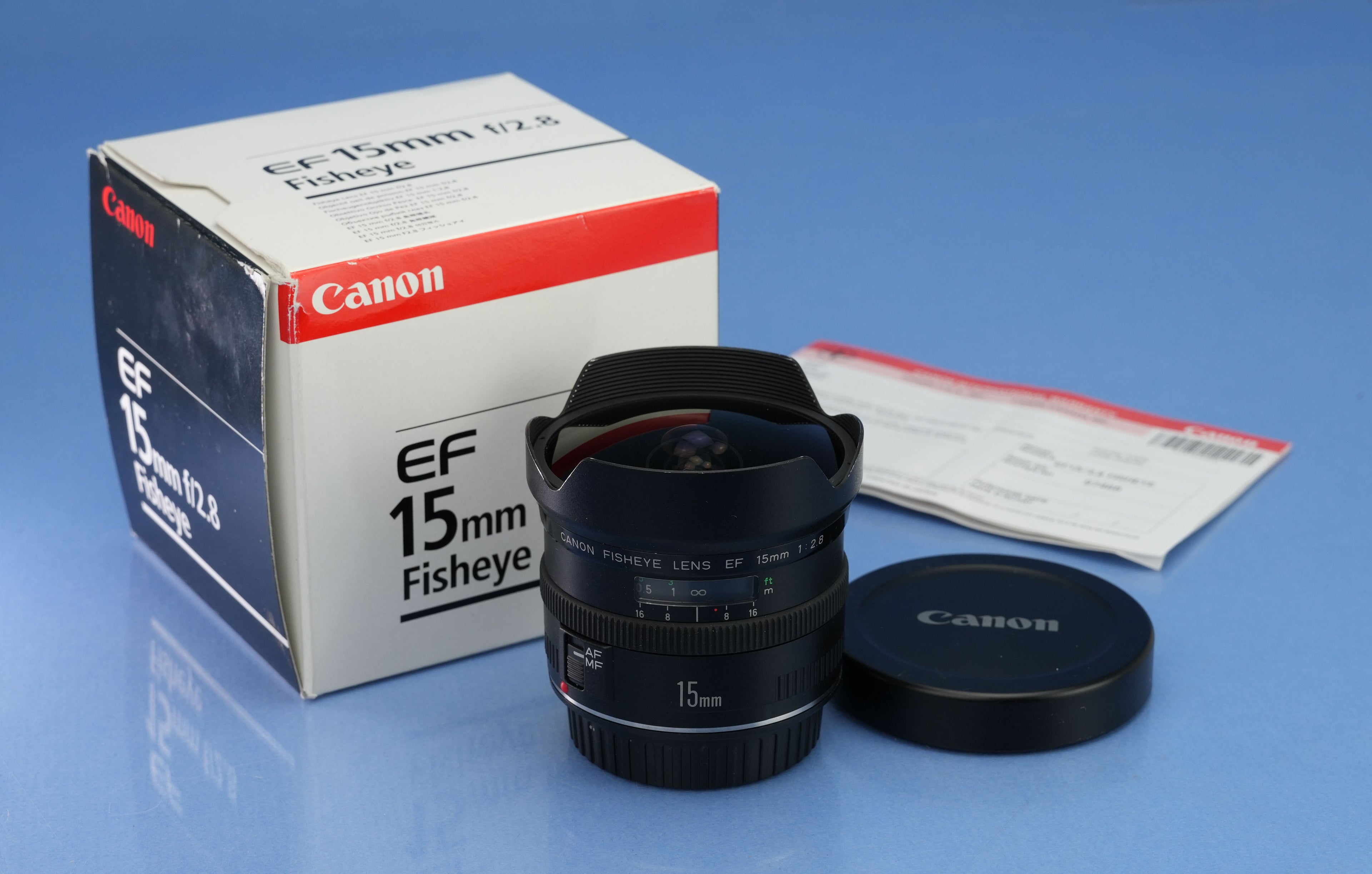 CANON EF 15MM F2.8 FISHEYE FULL FRAME AUTO / MANUAL FOCUS LENS +BOX +CAPS MINT!