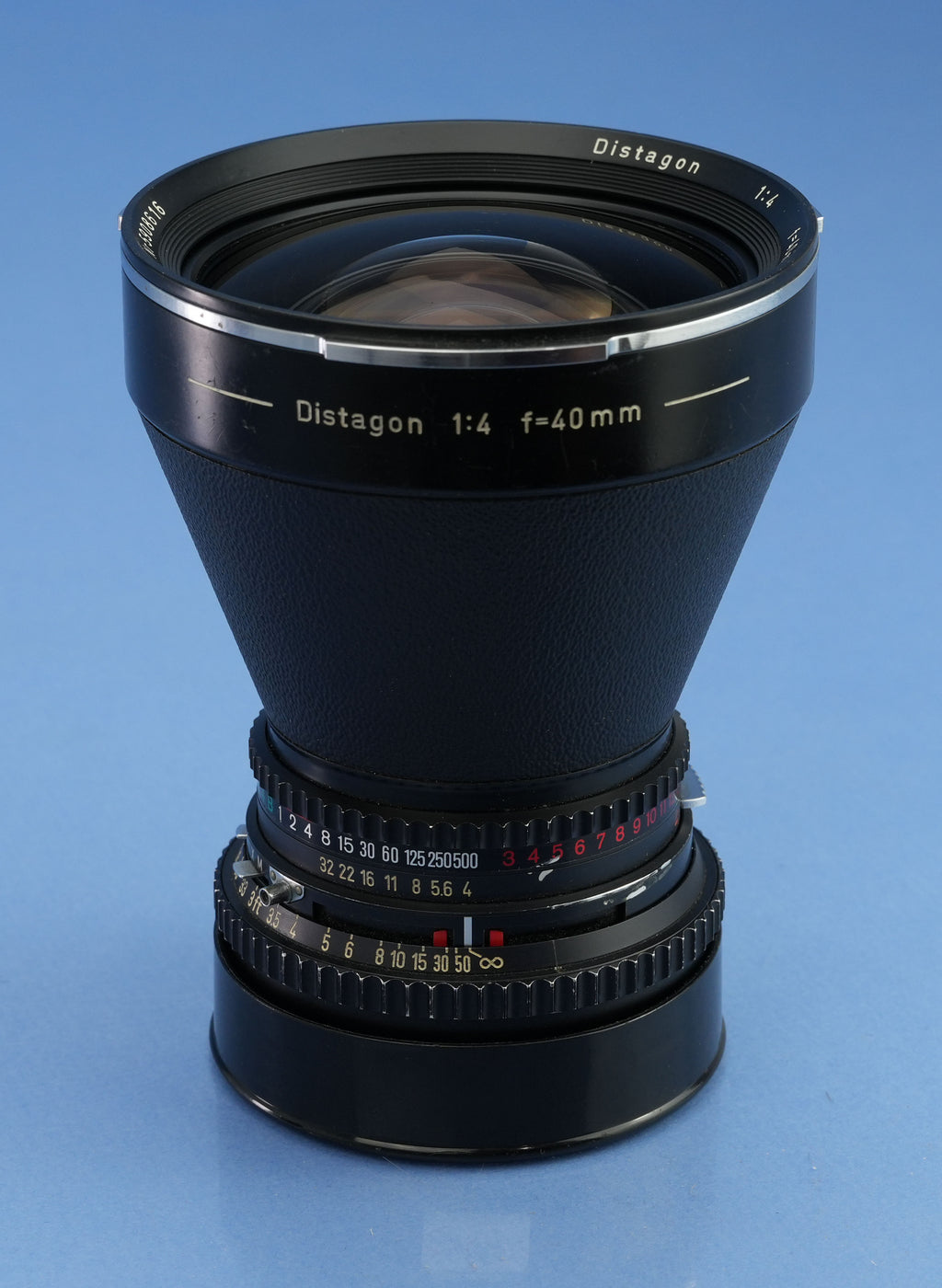 HASSELBLAD ZEISS DISTAGON 40MM F4 BLACK CT* Weitwinkelobjektiv + Deckel + sauber, gut erhalten