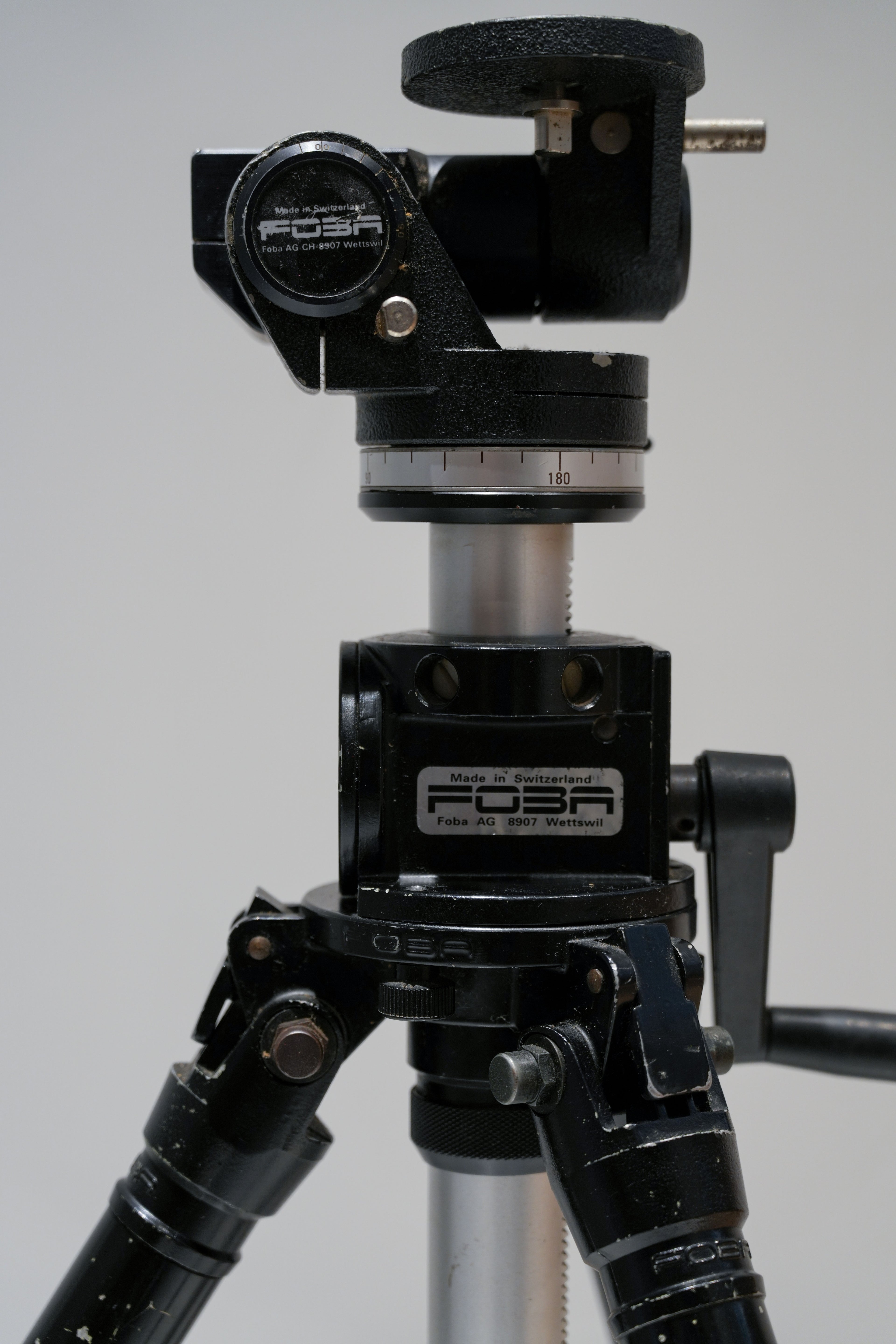 FOBA ALFAE Aluminium-Stativ + Getriebe-Mittelsäule + ASMIA Doppelneigkopf #2 Selten