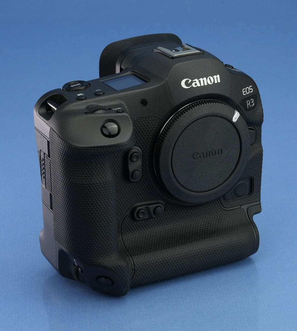 CANON EOS R3 DIGITAL MIRRORLESS CAMERA +2 BATTERIES +BOX MINT!