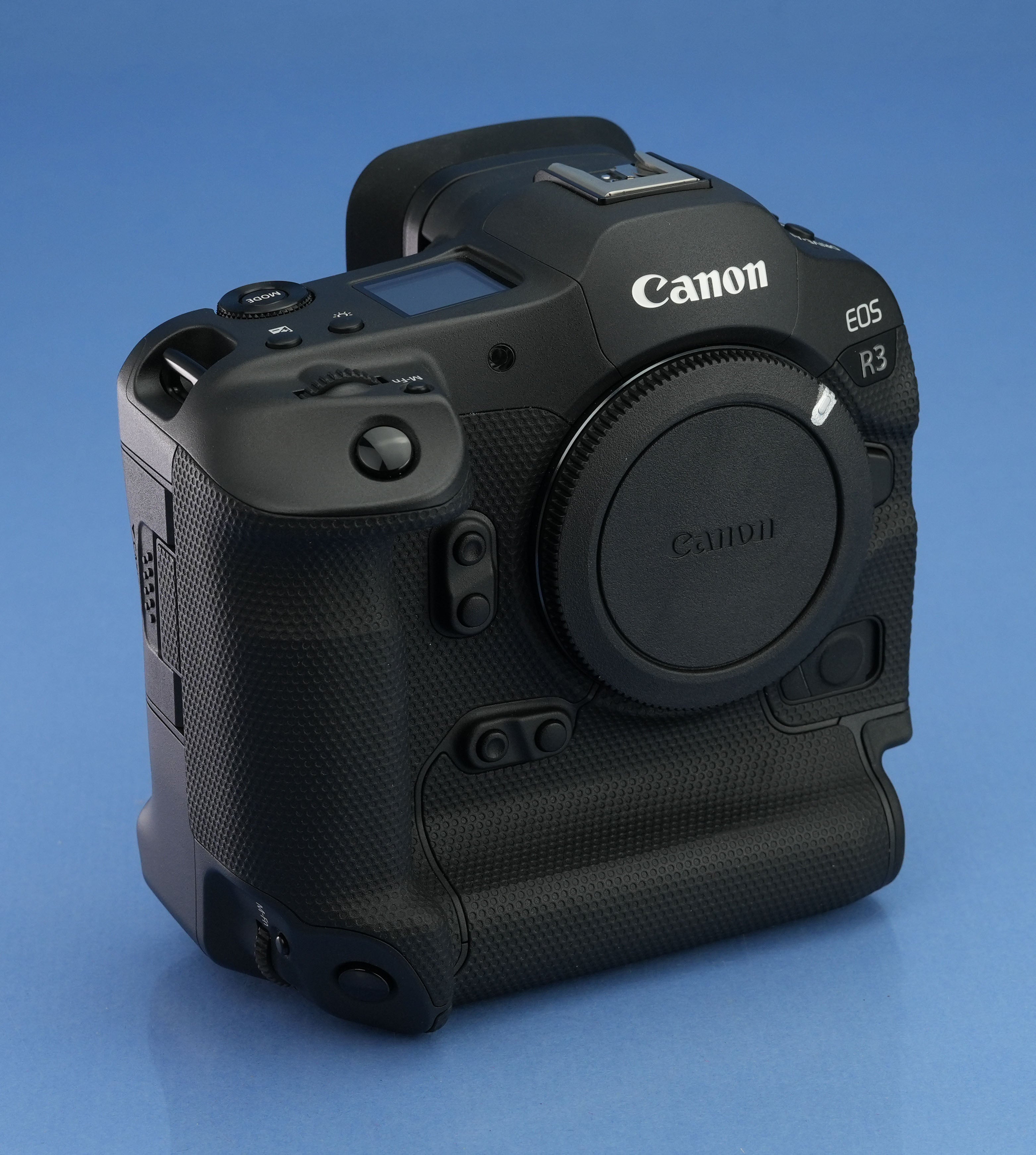 CANON EOS R3 DIGITAL MIRRORLESS CAMERA +2 BATTERIES +BOX MINT!