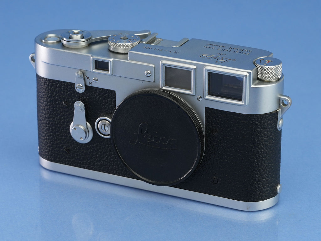 LEICA LEITZ M3 DS CHROME RANGEFINDER CAMERA BODY 1954 VERY EARLY SN. # 701026