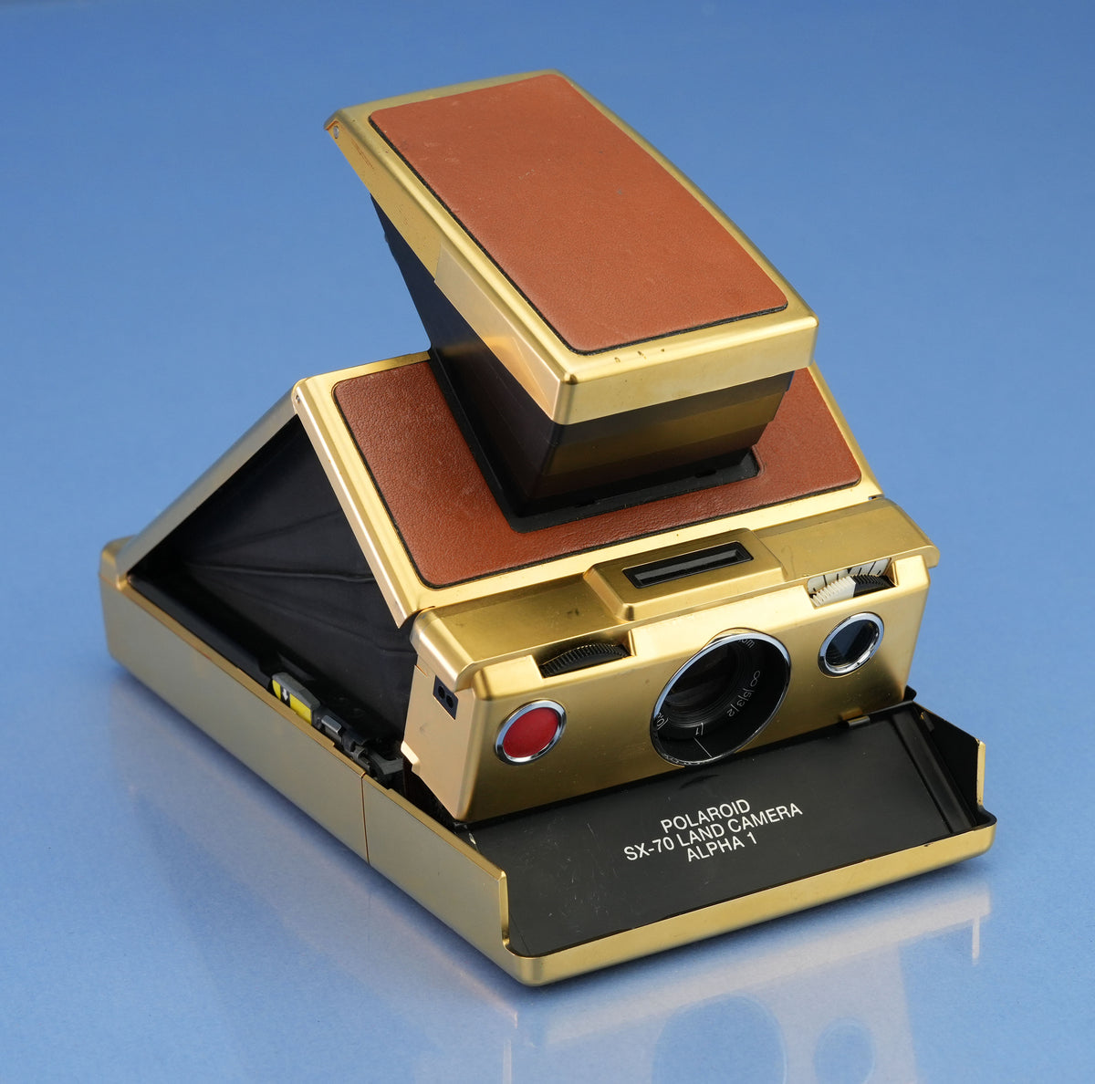 POLAROID LAND SX-70 GOLD ANNIVERSARY INSTANT FILM CAMERA +BROWN LEATHER CASE WOW