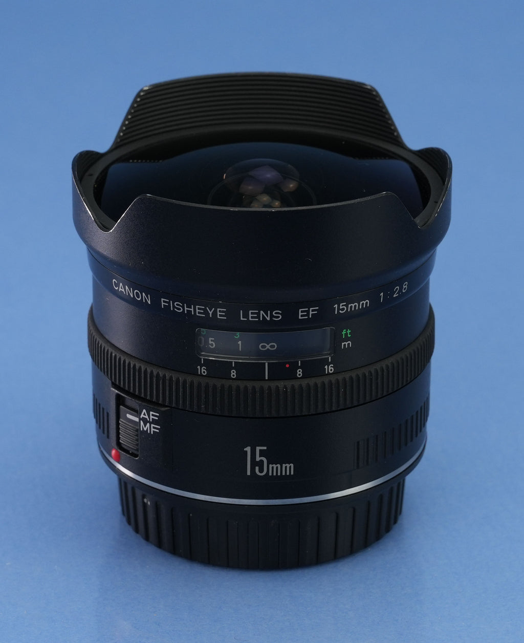CANON EF 15MM F2.8 FISHEYE FULL FRAME AUTO / MANUAL FOCUS LENS +BOX +CAPS MINT!