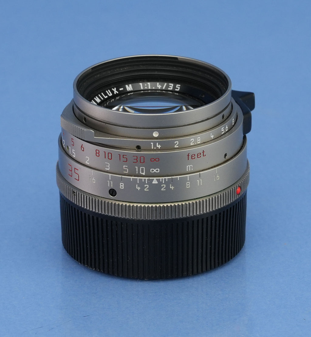 LEICA LEITZ 11860 35MM SUMMILUX-M F1.4 TITANIUM GERMANY PRE ASPH BRASS LENS MINT