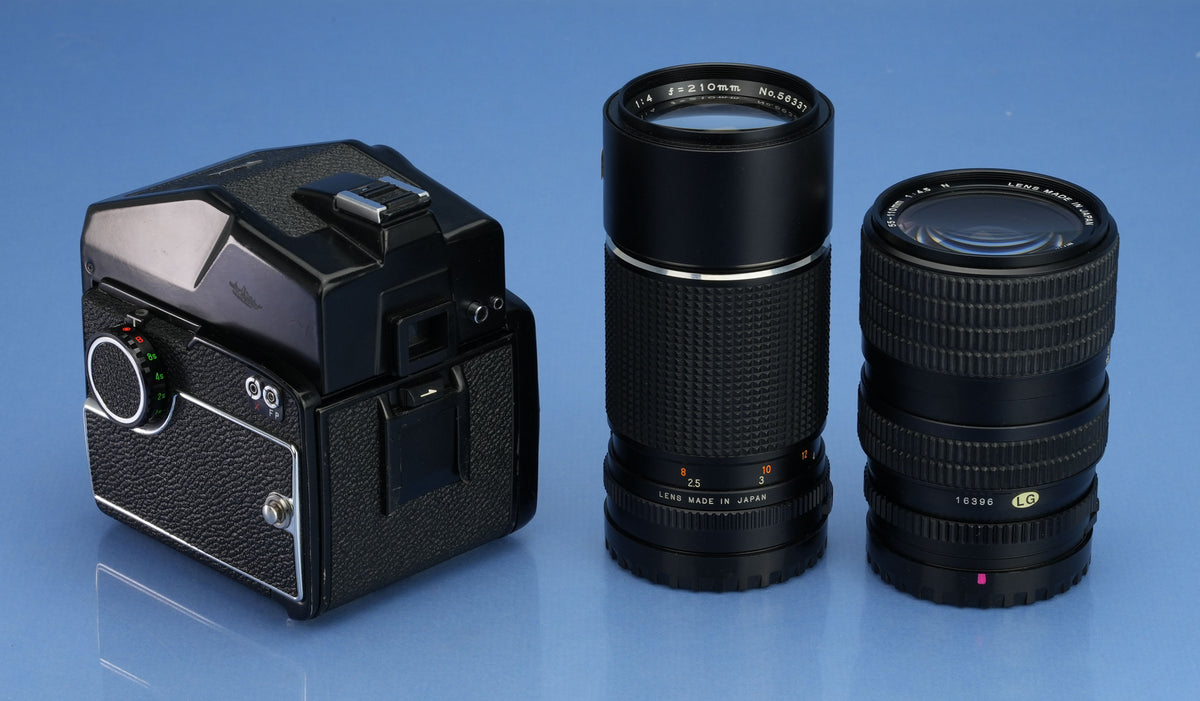 MAMIYA M645 MEDIUM FORMAT 6X4.5 CAMERA 55-110MM F4.5 +210MM F4 LENS +AE PRISM +