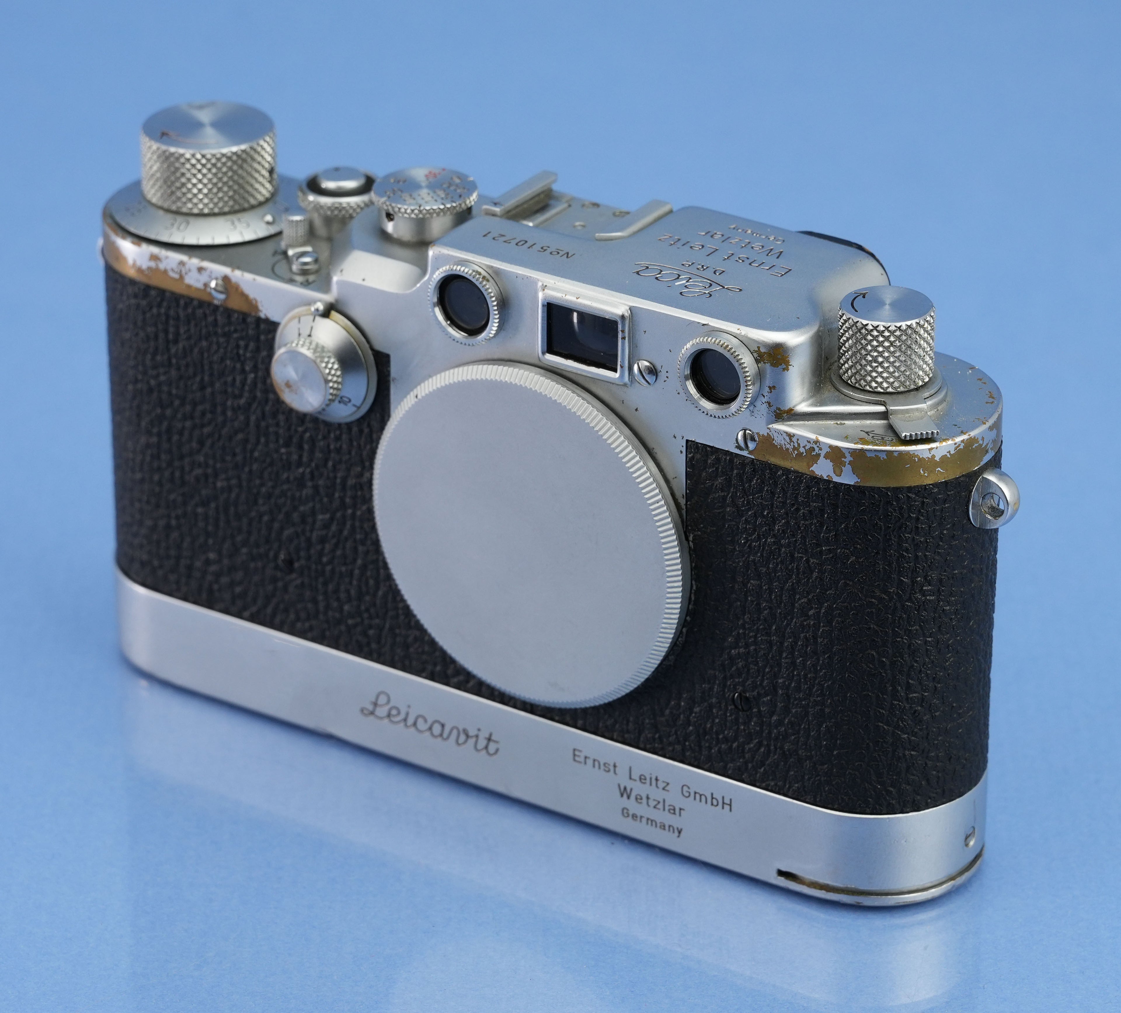 LEICA LEITZ IIIC UPGRADED IIIF LOOHW SM CAMERA + LEICAVIT SYOOM WINDER RARE!