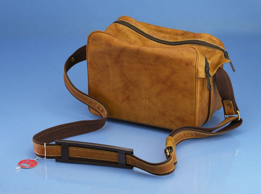 LEICA LEITZ M4-P 70 JAHRE 1913-1983 CAMERA BAG 14816 BROWN LEATHER +BOX RARE!