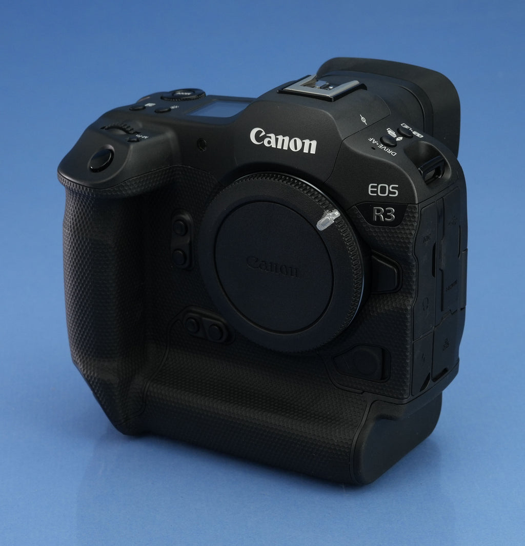 CANON EOS R3 DIGITAL MIRRORLESS CAMERA +2 BATTERIES +BOX MINT!