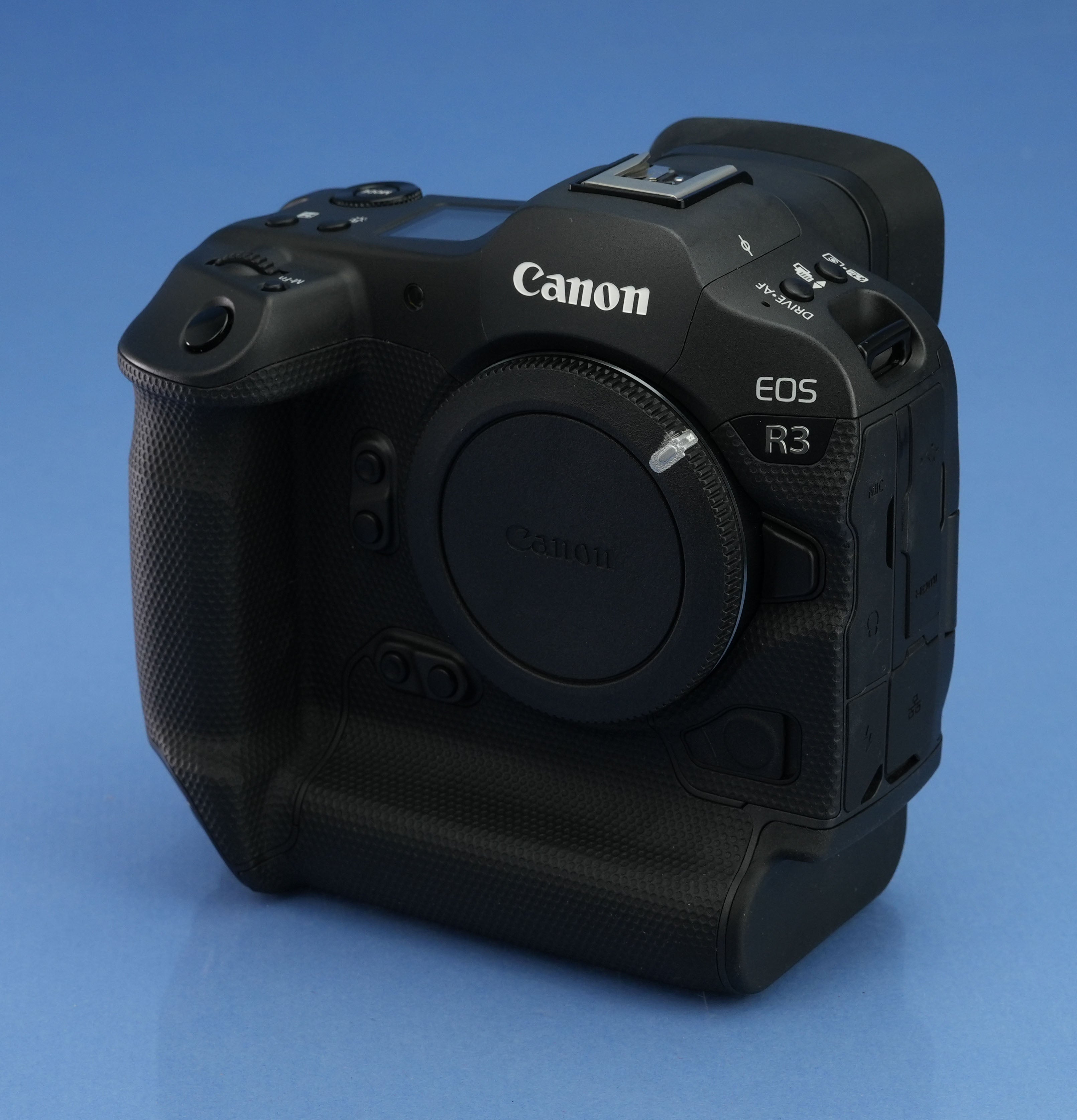 CANON EOS R3 DIGITAL MIRRORLESS CAMERA +2 BATTERIES +BOX MINT!
