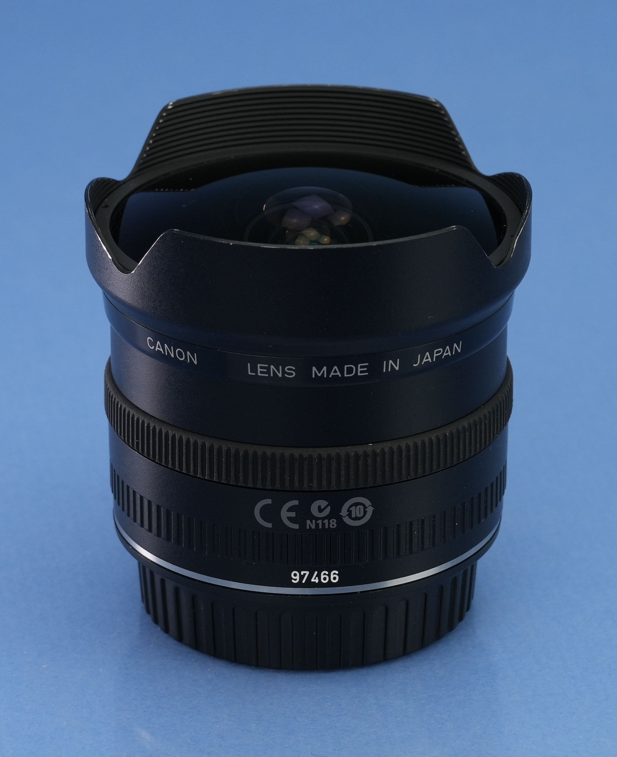 CANON EF 15MM F2.8 FISHEYE FULL FRAME AUTO / MANUAL FOCUS LENS +BOX +CAPS MINT!