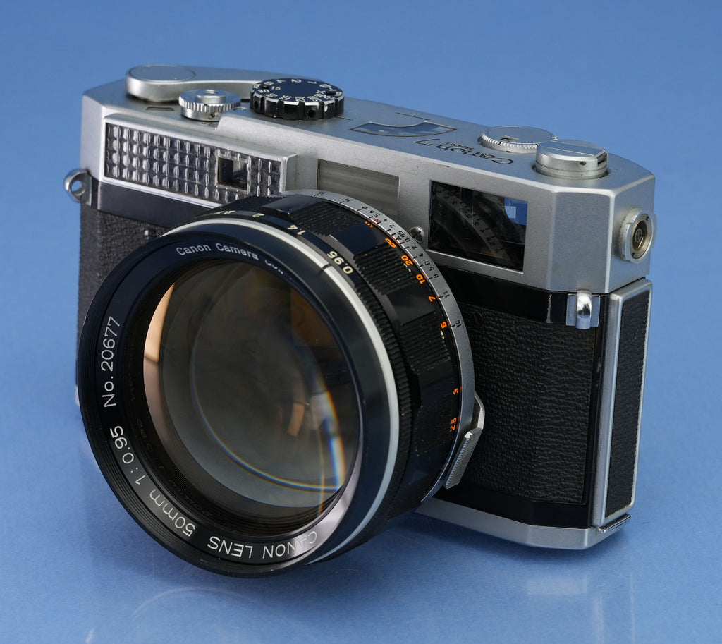 CANON 7 RANGEFINDER CAMERA +50MM F0.95 DREAM LENS +CAP +CASE VERY CLEAN GLASS!