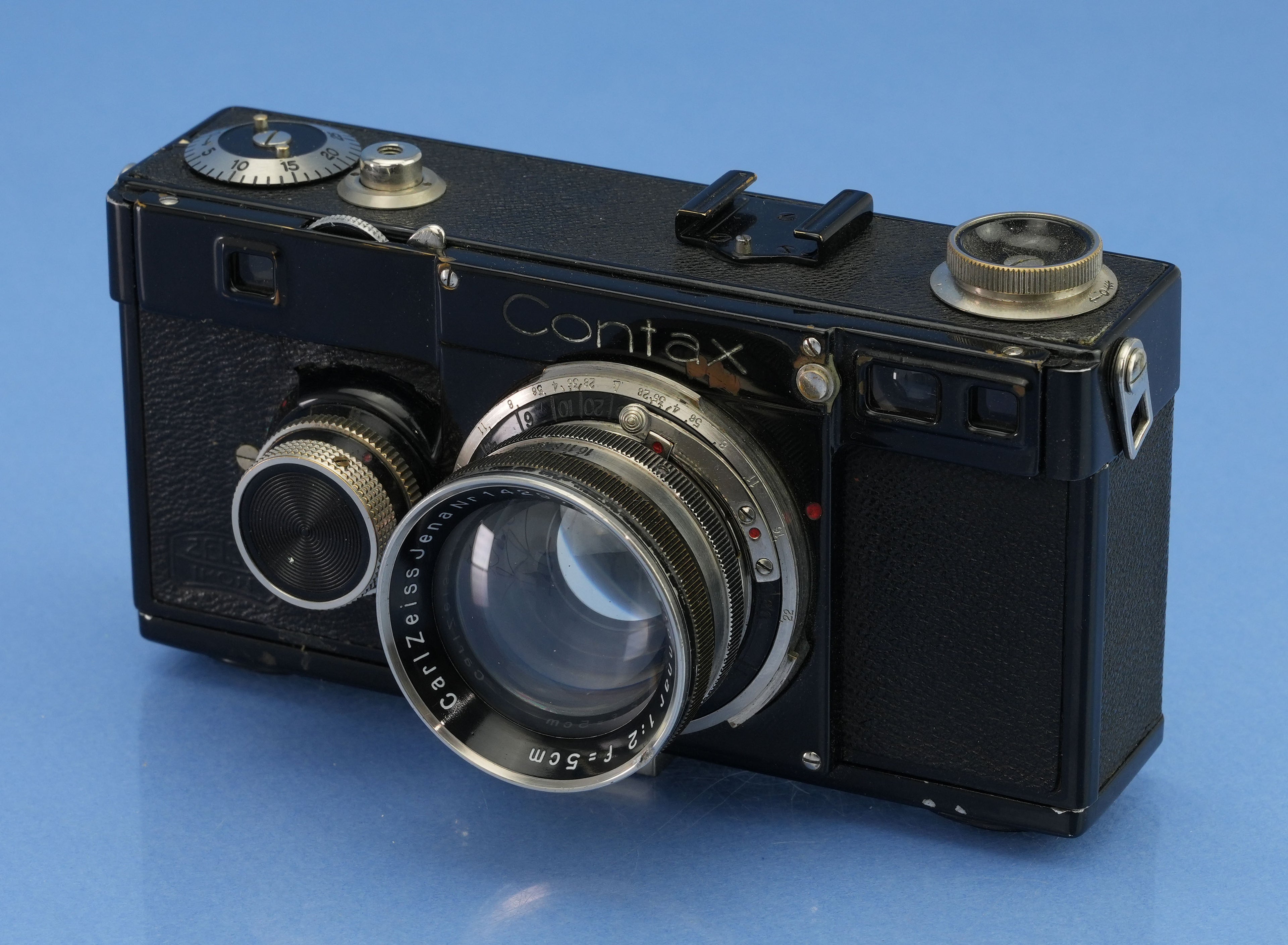 CONTAX IA BLACK PAINT RANGEFINDER CAMERA BODY +CARL ZEISS 50MM F2 SONNAR +CASE