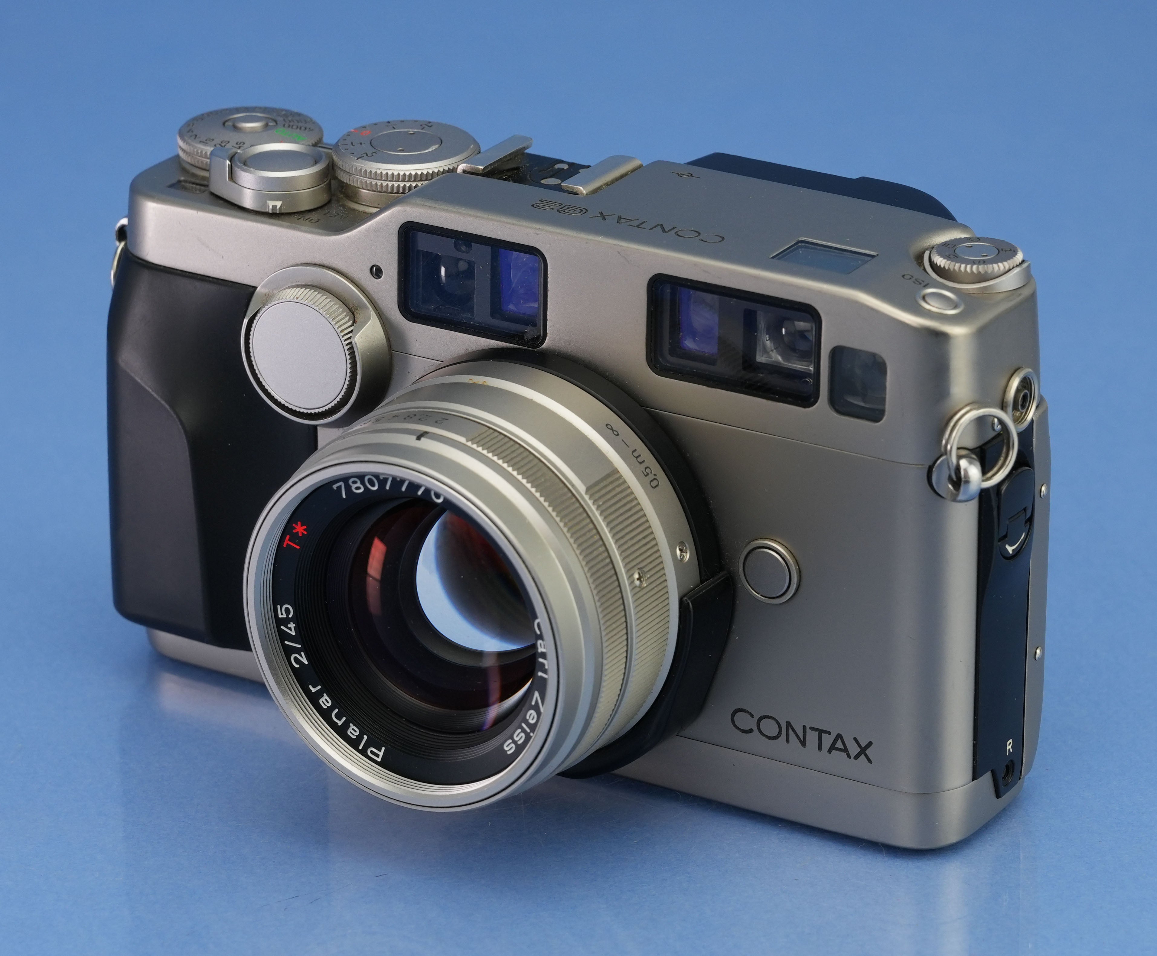 CONTAX G2 TITANIUM CAMERA SET +28MM +45MM +90MM LENSES +CAPS +LENS CASE +STRAP