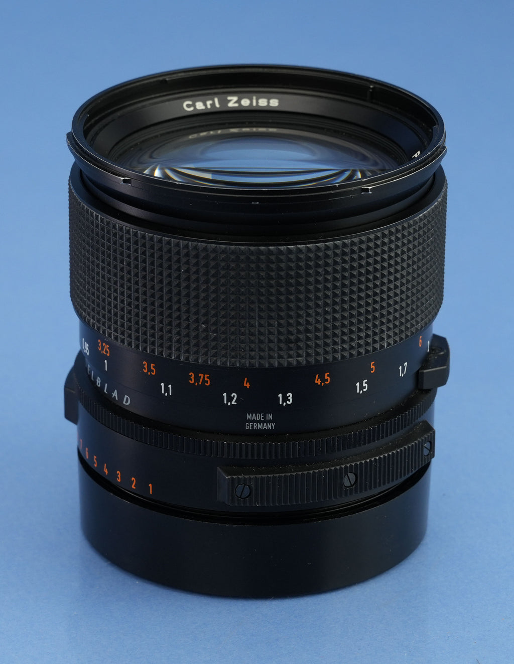HASSELBLAD ZEISS PLANAR FE 110 mm F2 20524 200er-Serie Systemobjektiv + Deckel, sehr guter Zustand