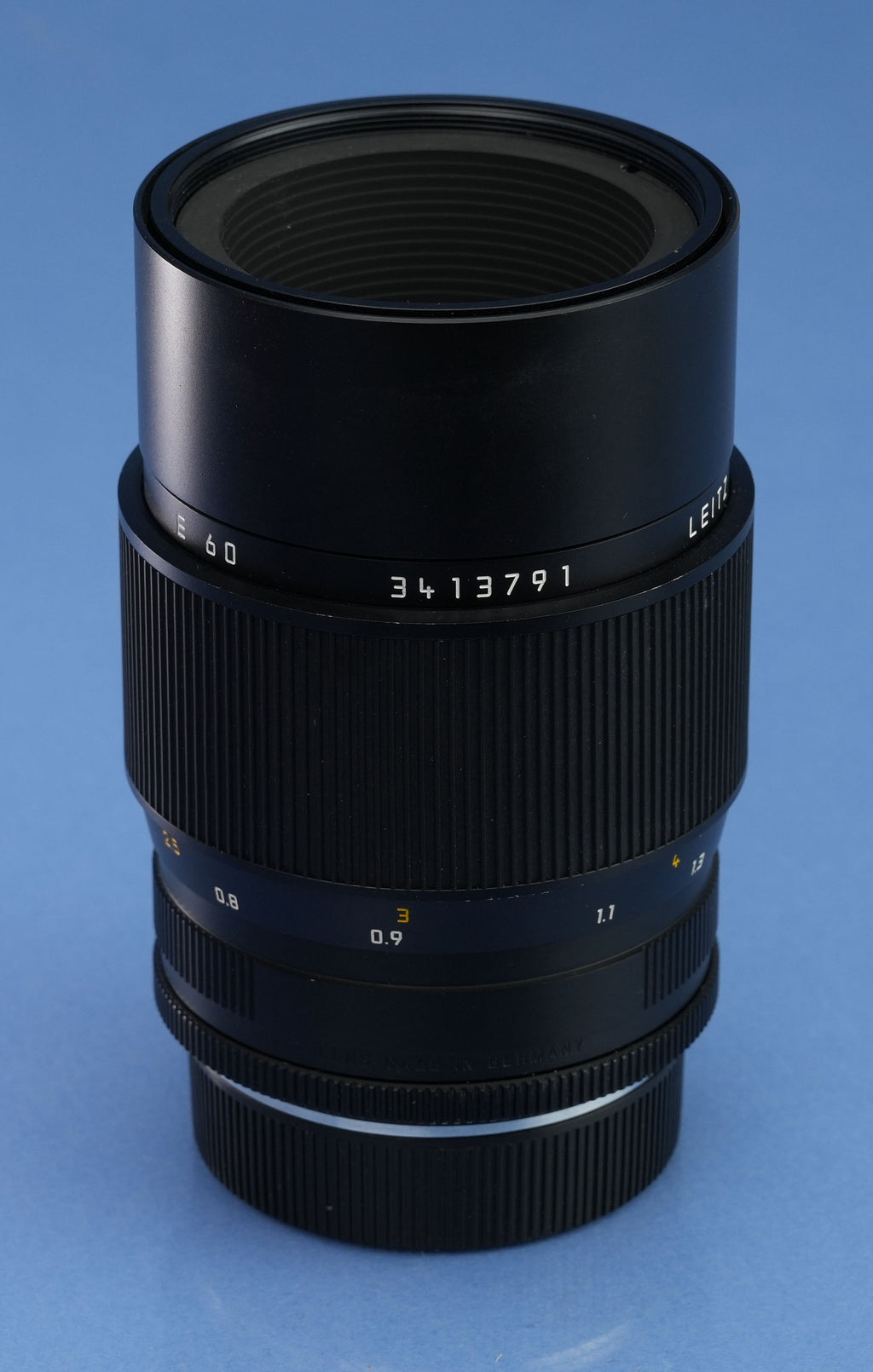 LEICA LEITZ 100MM APO-MACRO-ELMARIT-R F2.8 11210 3CAM LENS +CAPS CLEAN! SHARP!