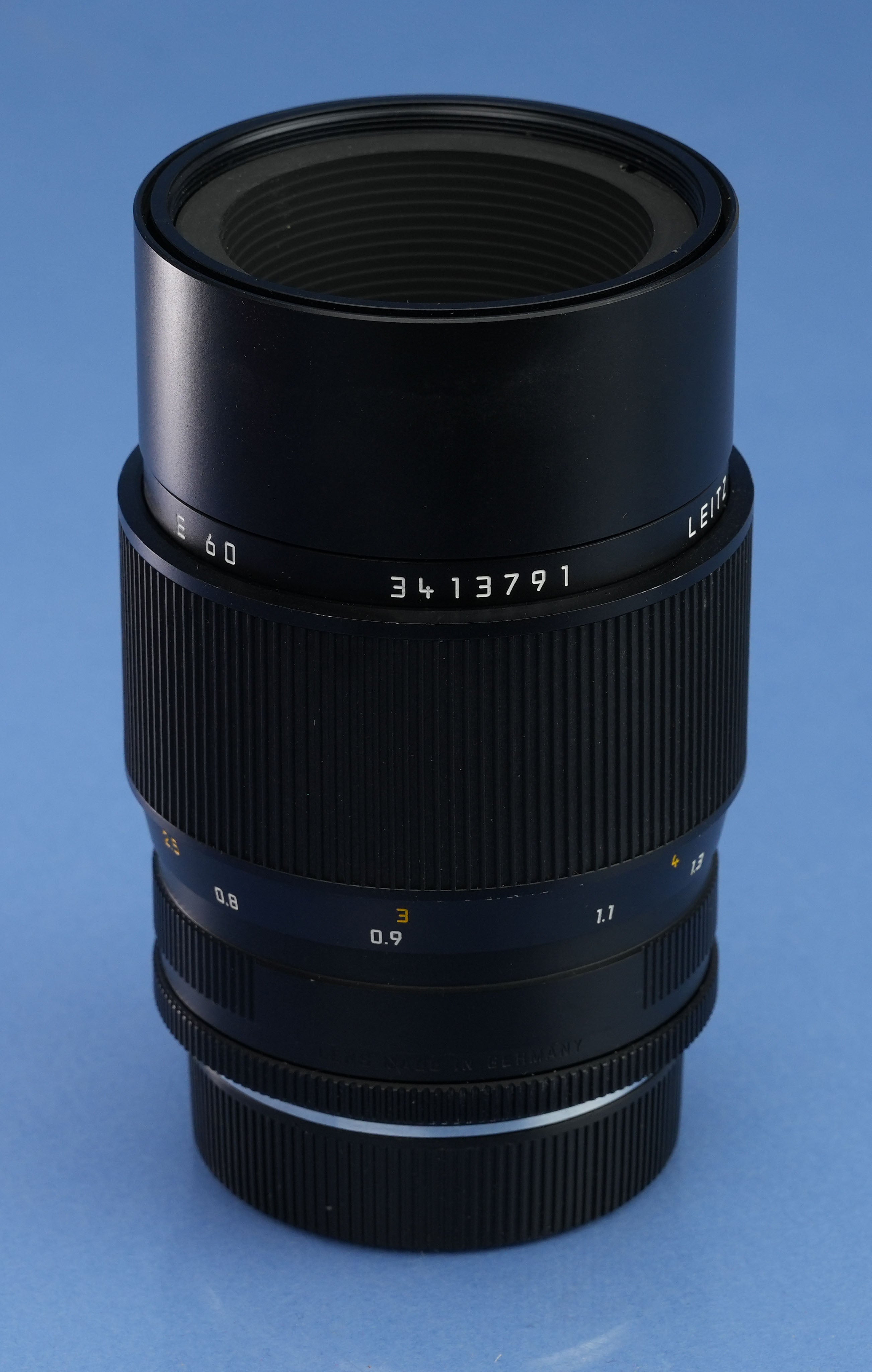 LEICA LEITZ 100MM APO-MACRO-ELMARIT-R F2.8 11210 3CAM LENS +CAPS CLEAN! SHARP!