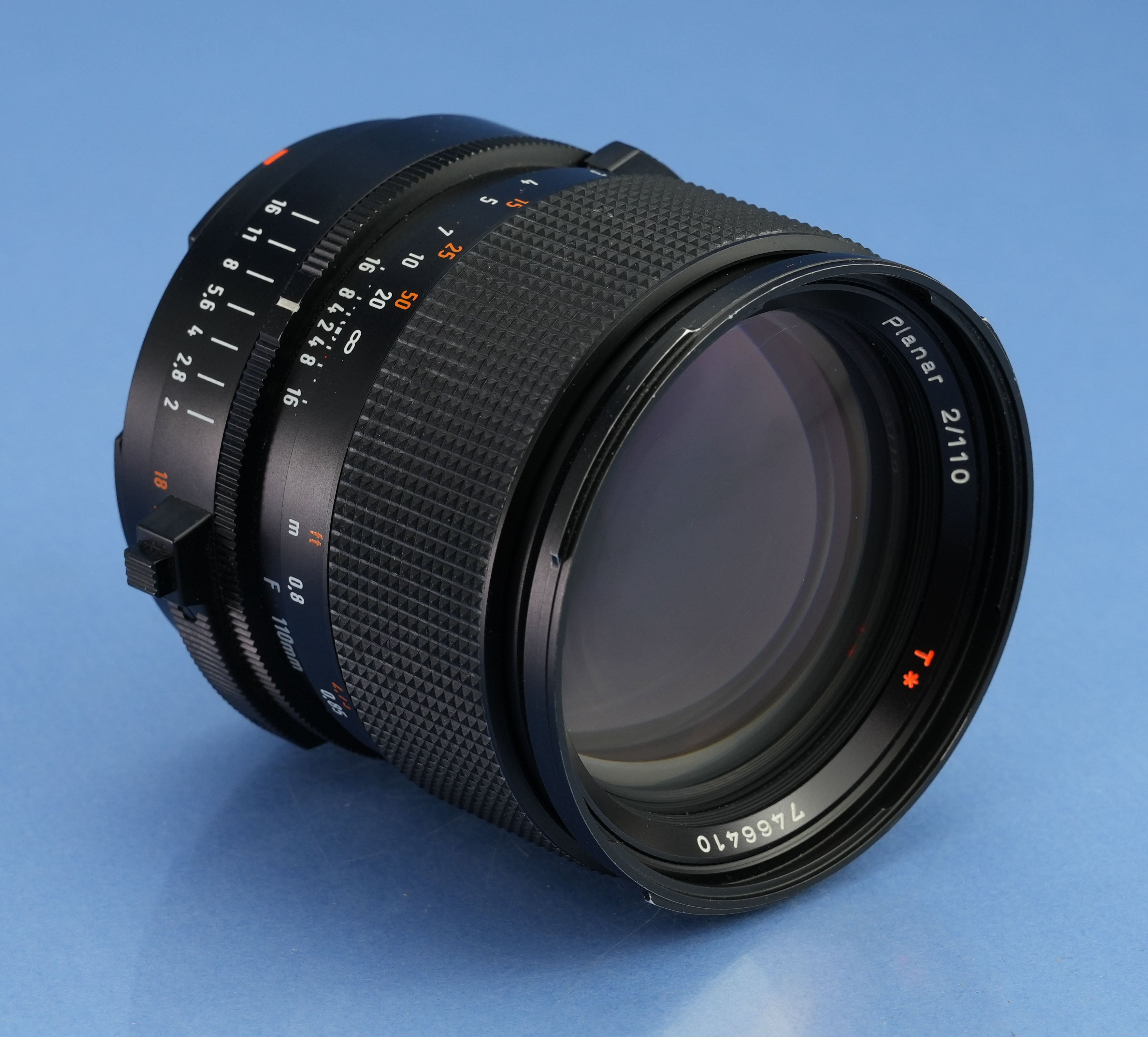 HASSELBLAD ZEISS PLANAR FE 110 mm F2 20524 200er-Serie Systemobjektiv + Deckel, sehr guter Zustand