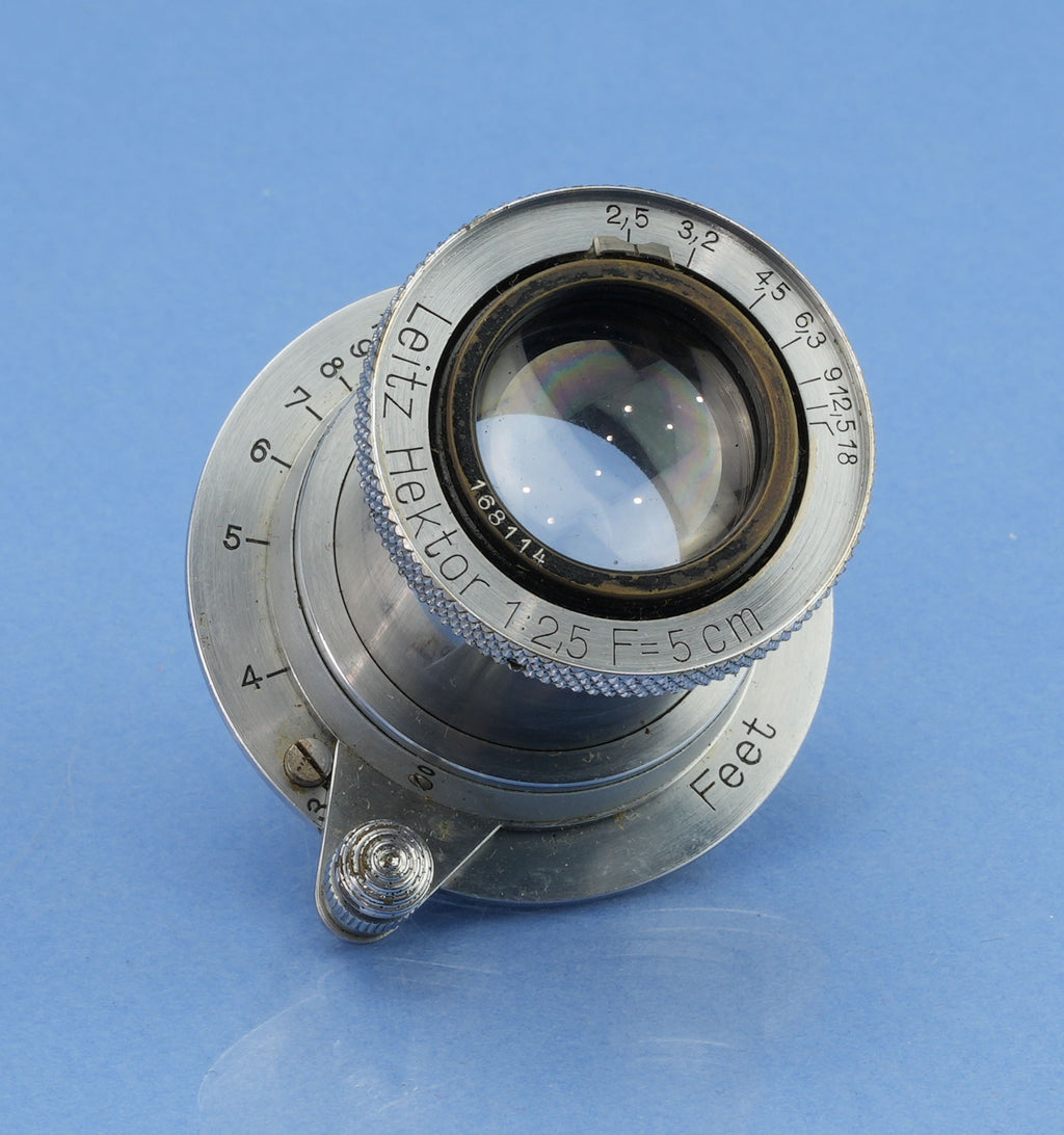LEICA LEITZ HEKTOR 50MM F2.5 SELTENES CHROM 7-UHR-SM-OBJEKTIV + SCHWARZE LACKIERTE DECKEL, SCHÖN
