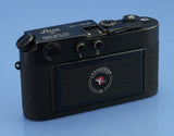 LEICA LEITZ M4 10400 WETZLAR BLACK CHROME RANGEFINDER CAMERA BODY +CAP +BOX