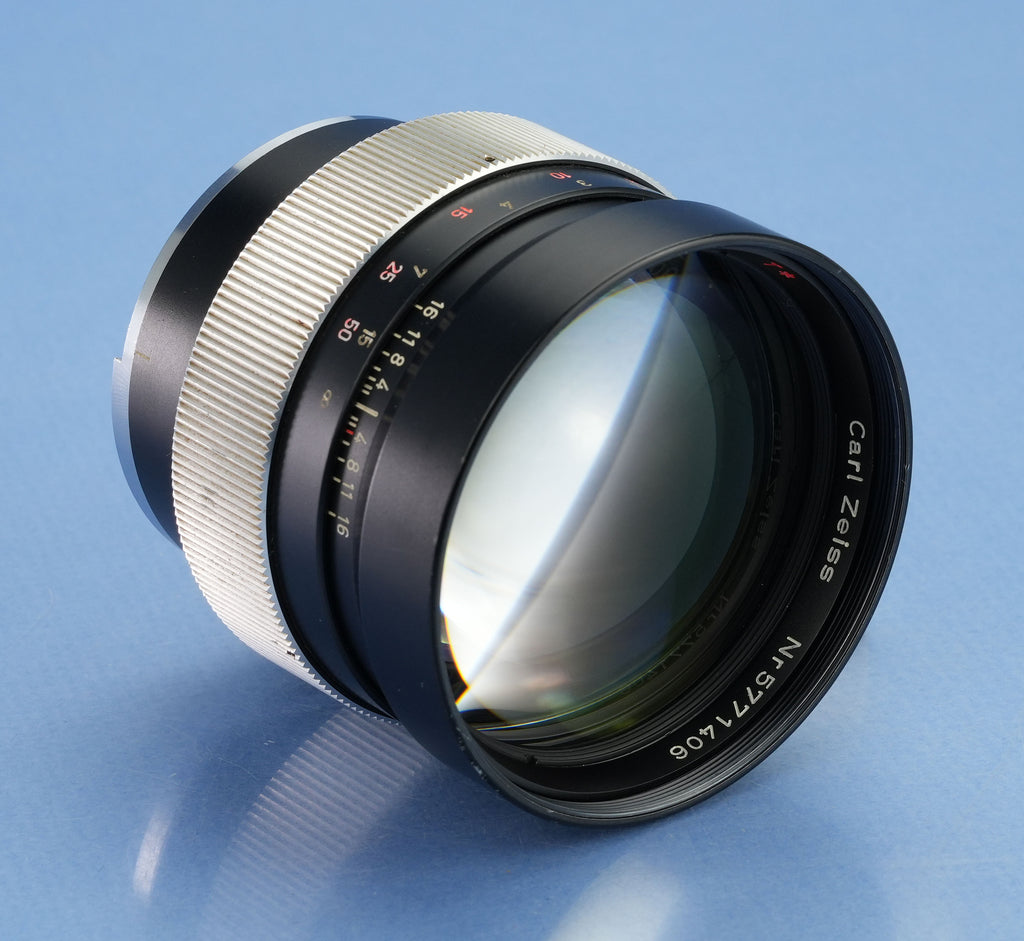 CONTAREX CARL ZEISS PLANAR 85MM F1.4 T* LENS +CAPS MINT! RARE!