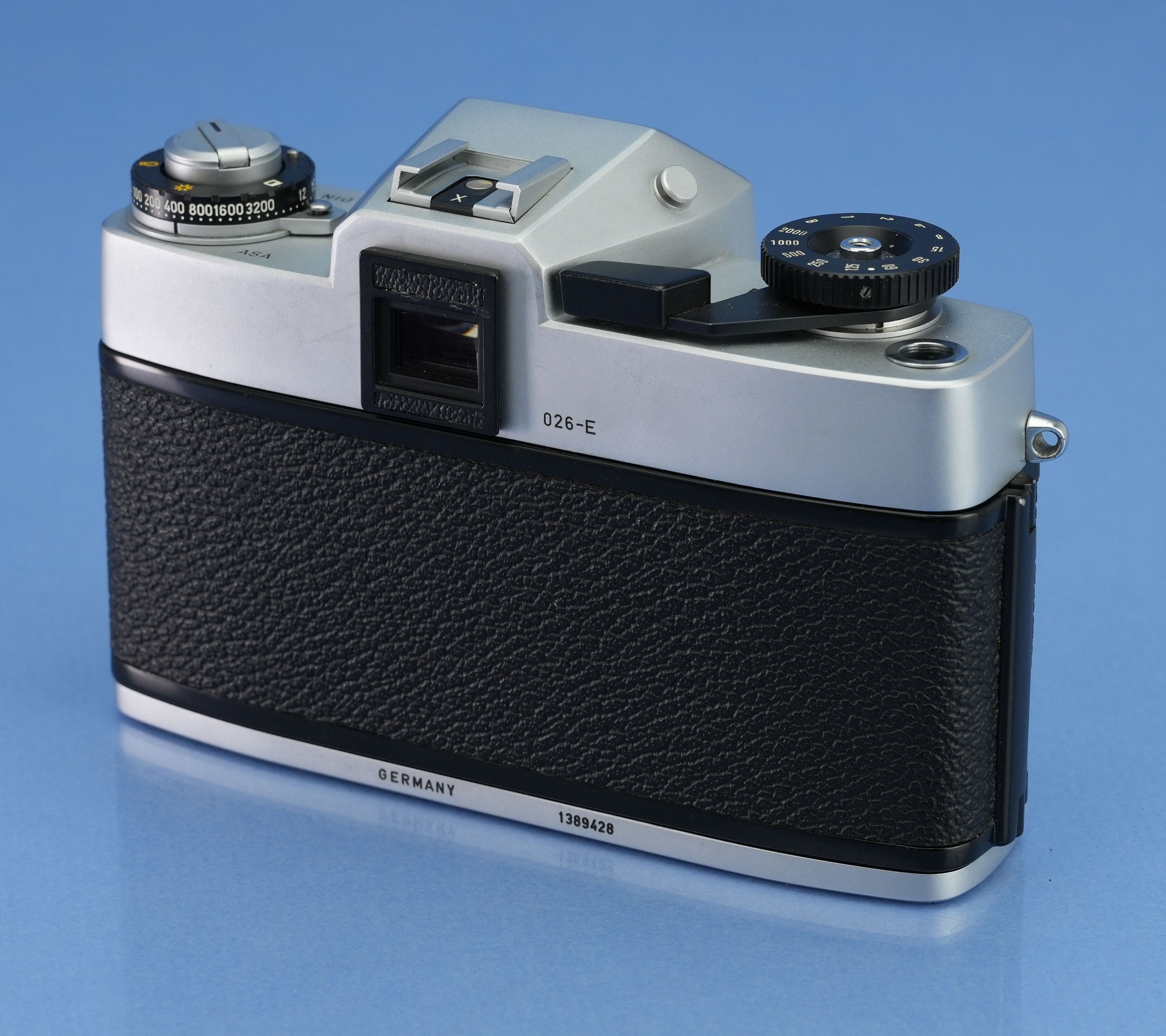 LEICA LEITZ LEICAFLEX SL2 SILVER CHROME 50 JAHRE CAMERA BODY 10022 WORKING METER