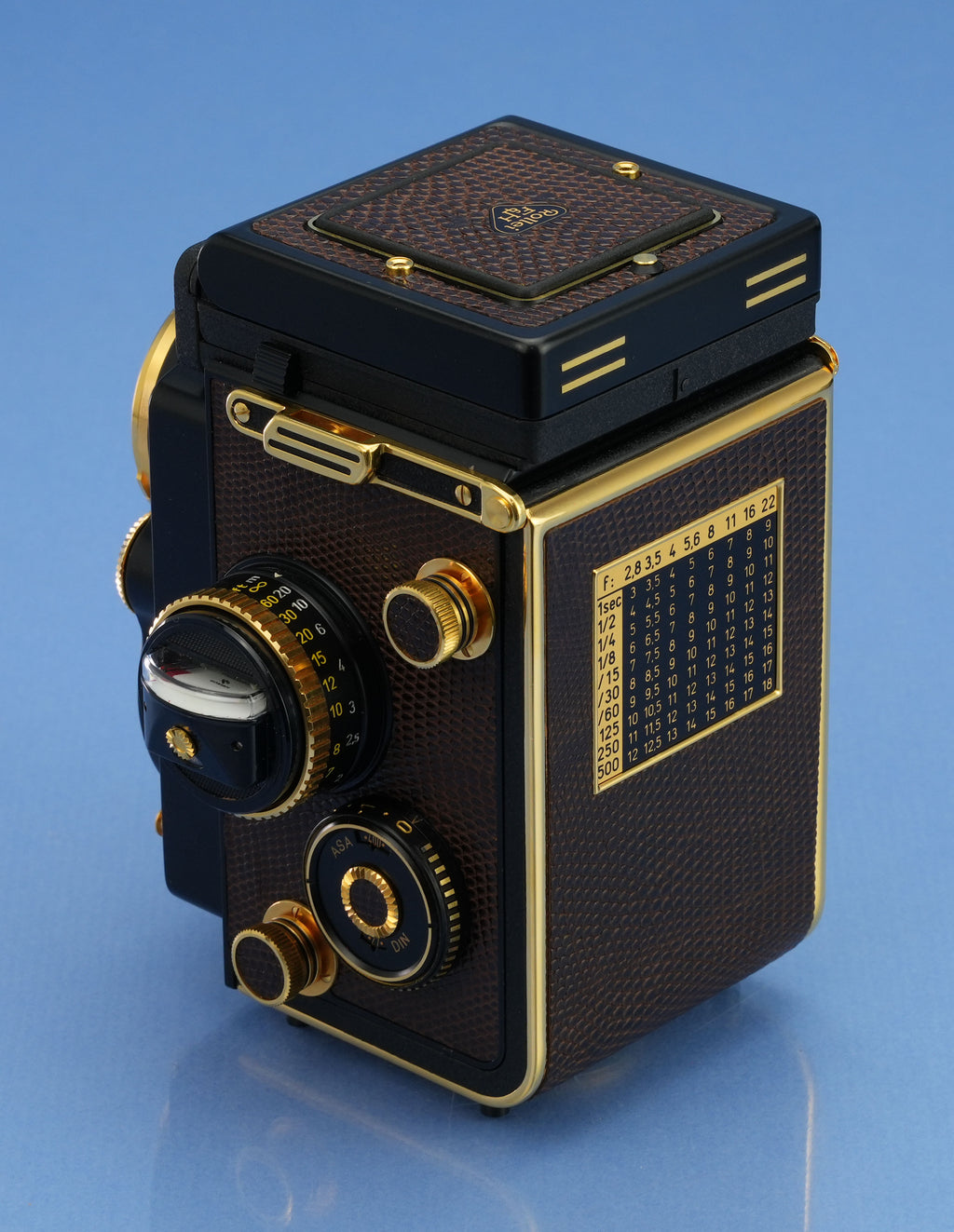 ROLLEI ROLLEIFLEX AURUM 24K GOLD 2.8F 80MM XENOTAR +CAPS +BOX +CASE +PAPERS NOS
