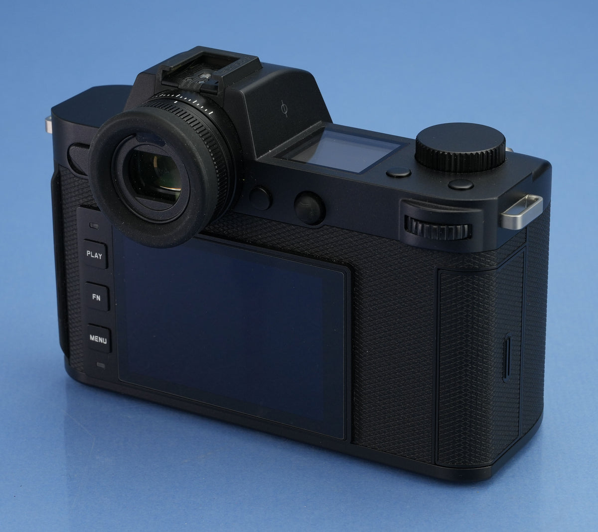 LEICA SL2-S 24.6MP CMOS MIRRORLESS DIGITAL CAMERA BODY 10881 +BOX +PAPERS MINT!