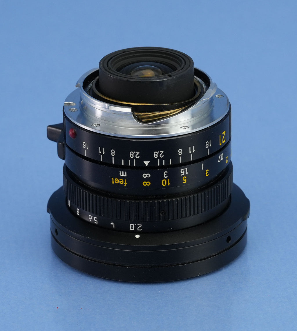 LEICA LEITZ 21MM ELMARIT-M F2.8 CLOSE FOCUS 11134 E60 M LENS +LATE +12543 SHADE
