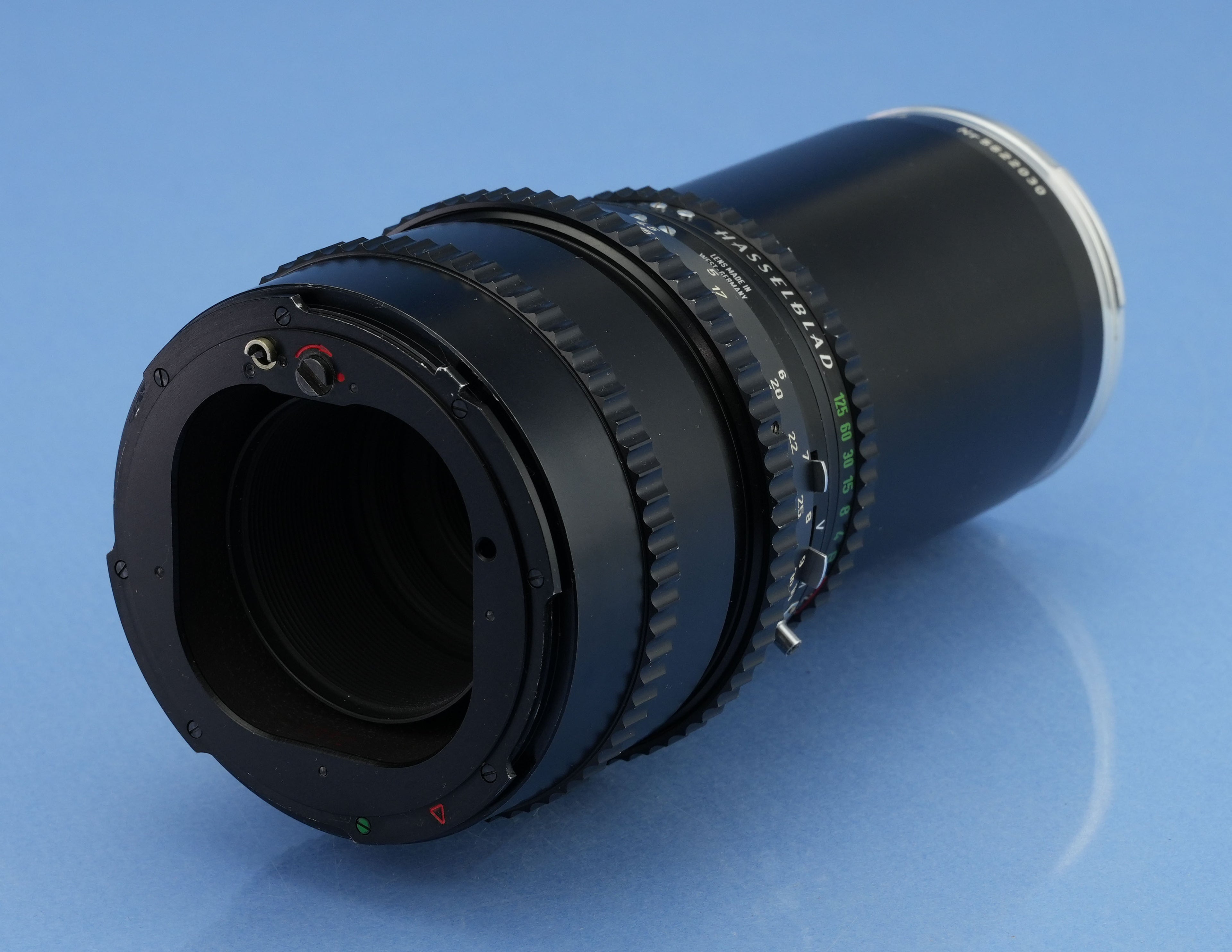 HASSELBLAD 250MM SONNAR SUPERACHROMAT CHROMRING F5.6 C OBJEKTIV + DECKEL NEUWERTIG UND SELTEN!