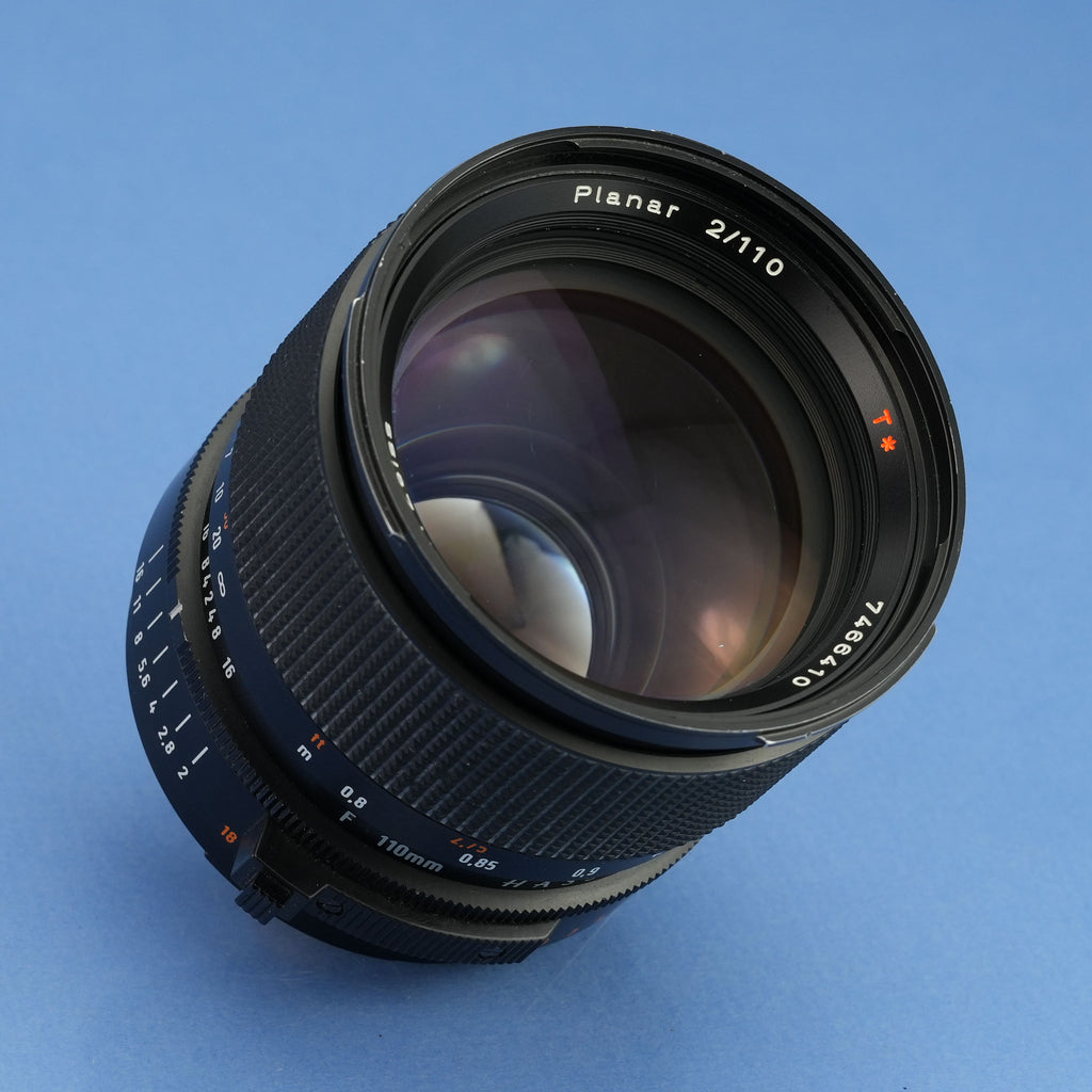 HASSELBLAD ZEISS PLANAR FE 110 mm F2 20524 200er-Serie Systemobjektiv + Deckel, sehr guter Zustand
