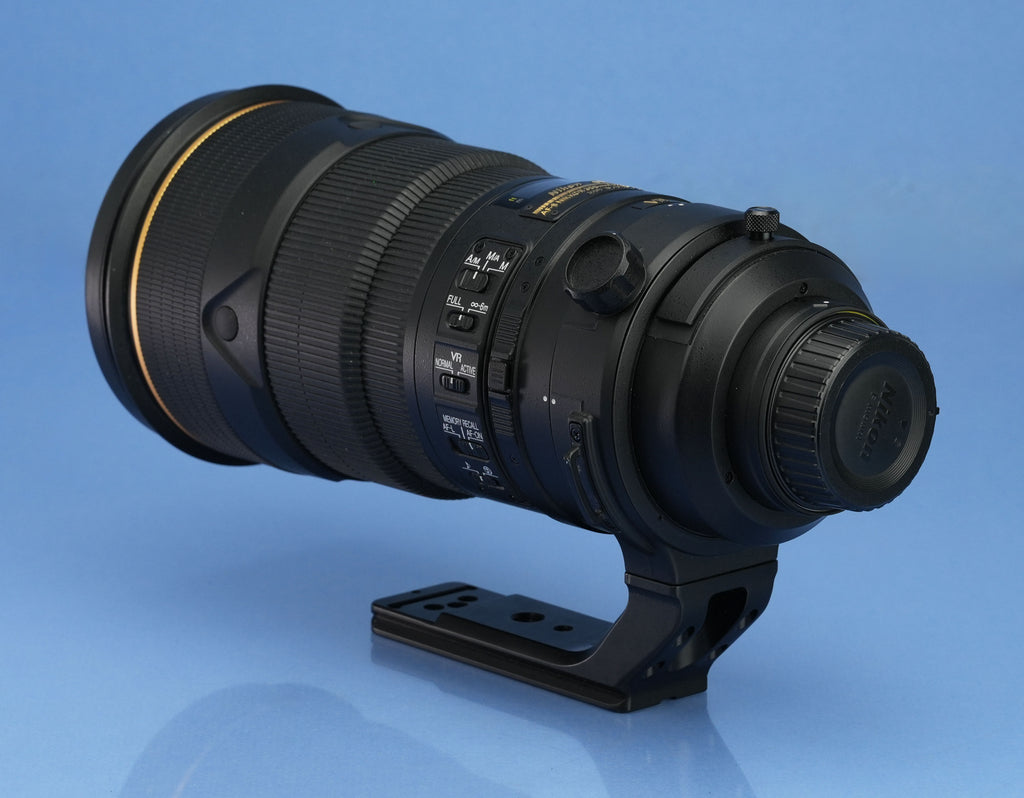 NIKON AF-S NIKKOR 300MM F2.8G ED G VRII NANO TELEPHOTO LENS +CASE +HK-30 MINT!