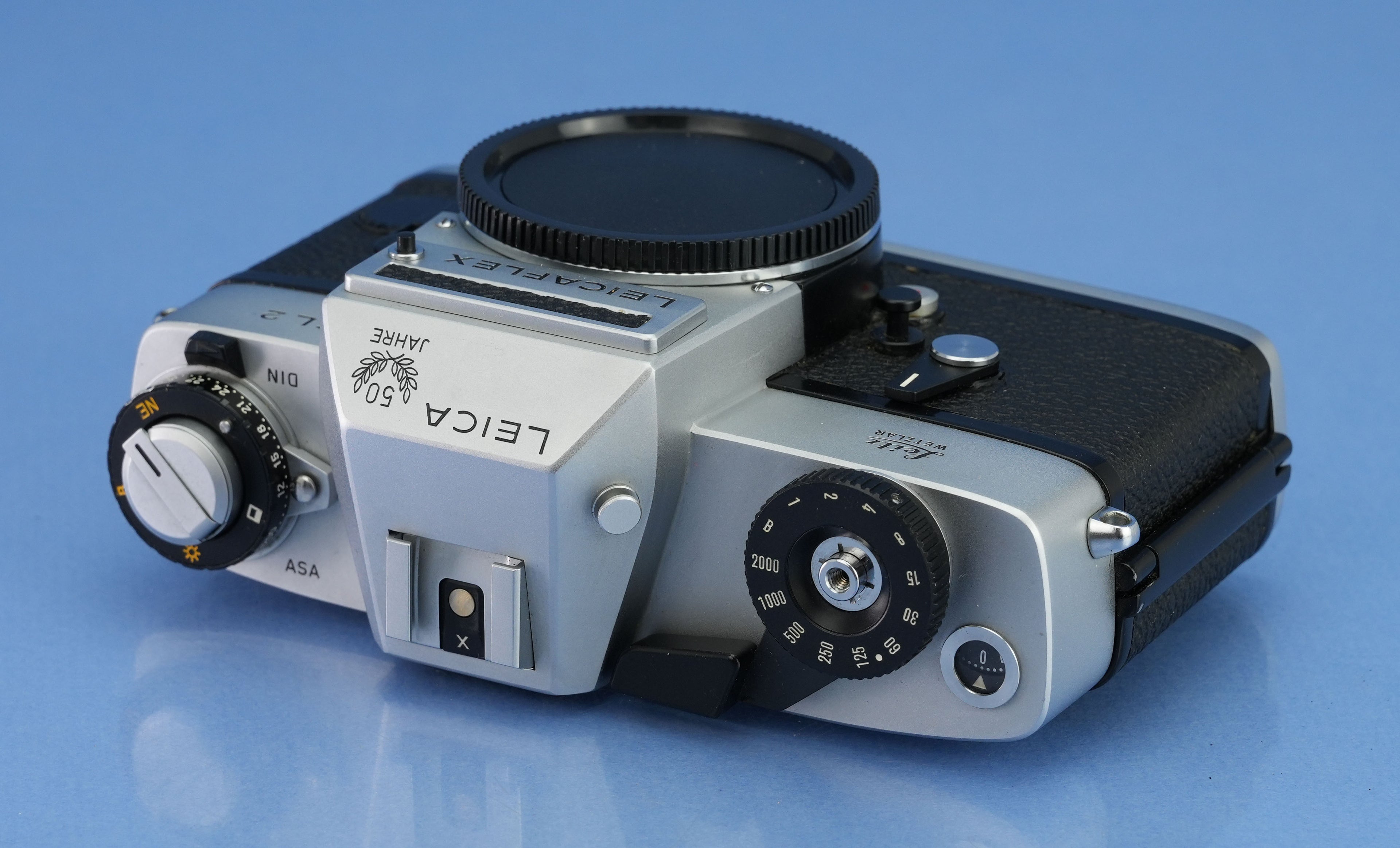 LEICA LEITZ LEICAFLEX SL2 SILVER CHROME 50 JAHRE CAMERA BODY 10022 WORKING METER