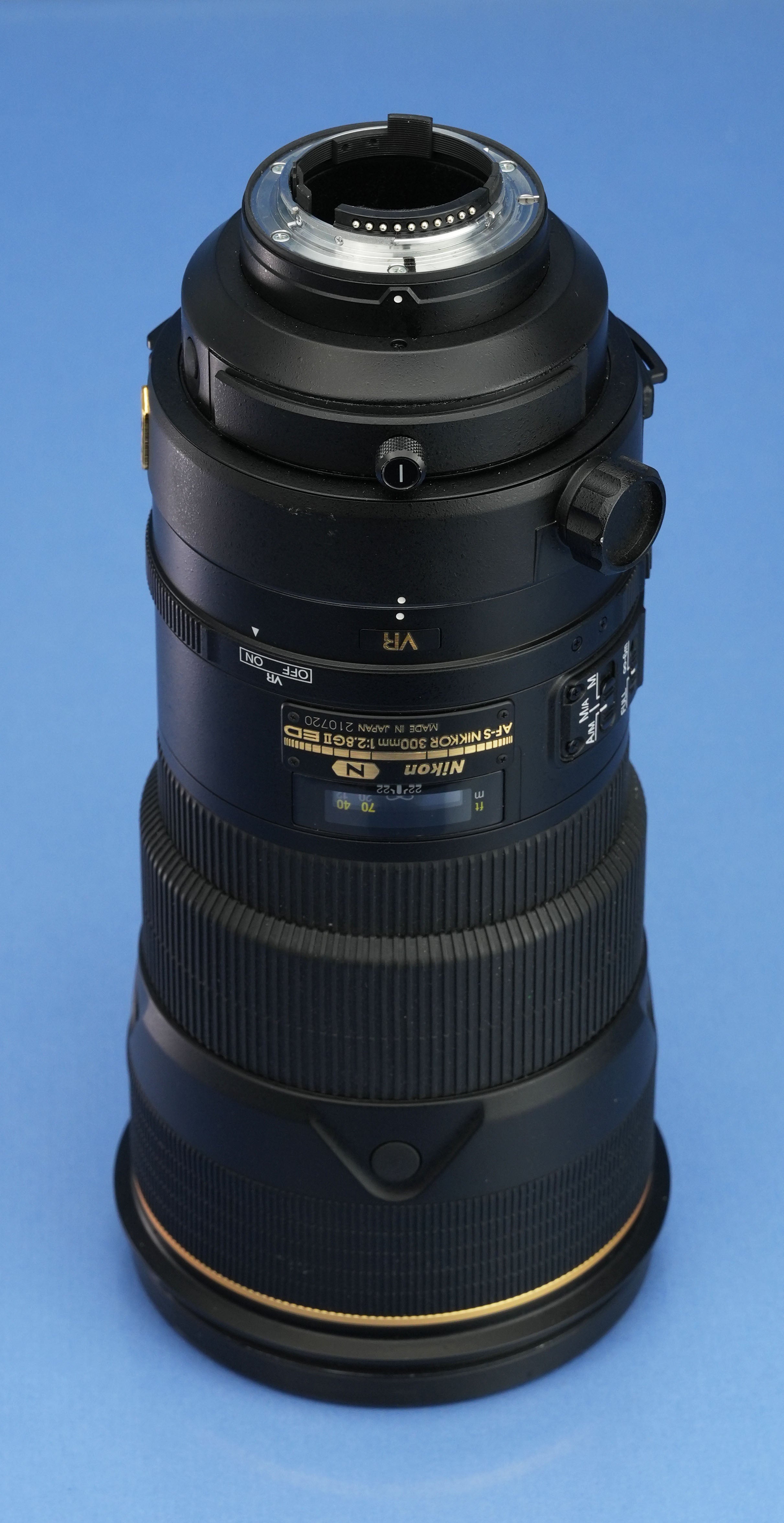 NIKON AF-S NIKKOR 300MM F2.8G ED G VRII NANO TELEPHOTO LENS +CASE +HK-30 MINT!