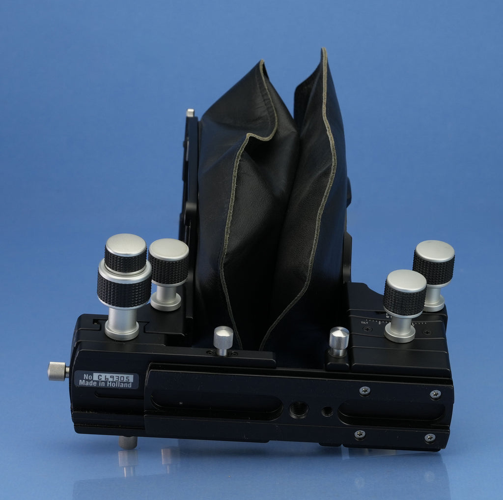 CAMBO ACTUS-B VIEW CAMERA BODY +WDS 619 +SLW-83 PHASE 1 IQ300 PLATE +BELLOWS +