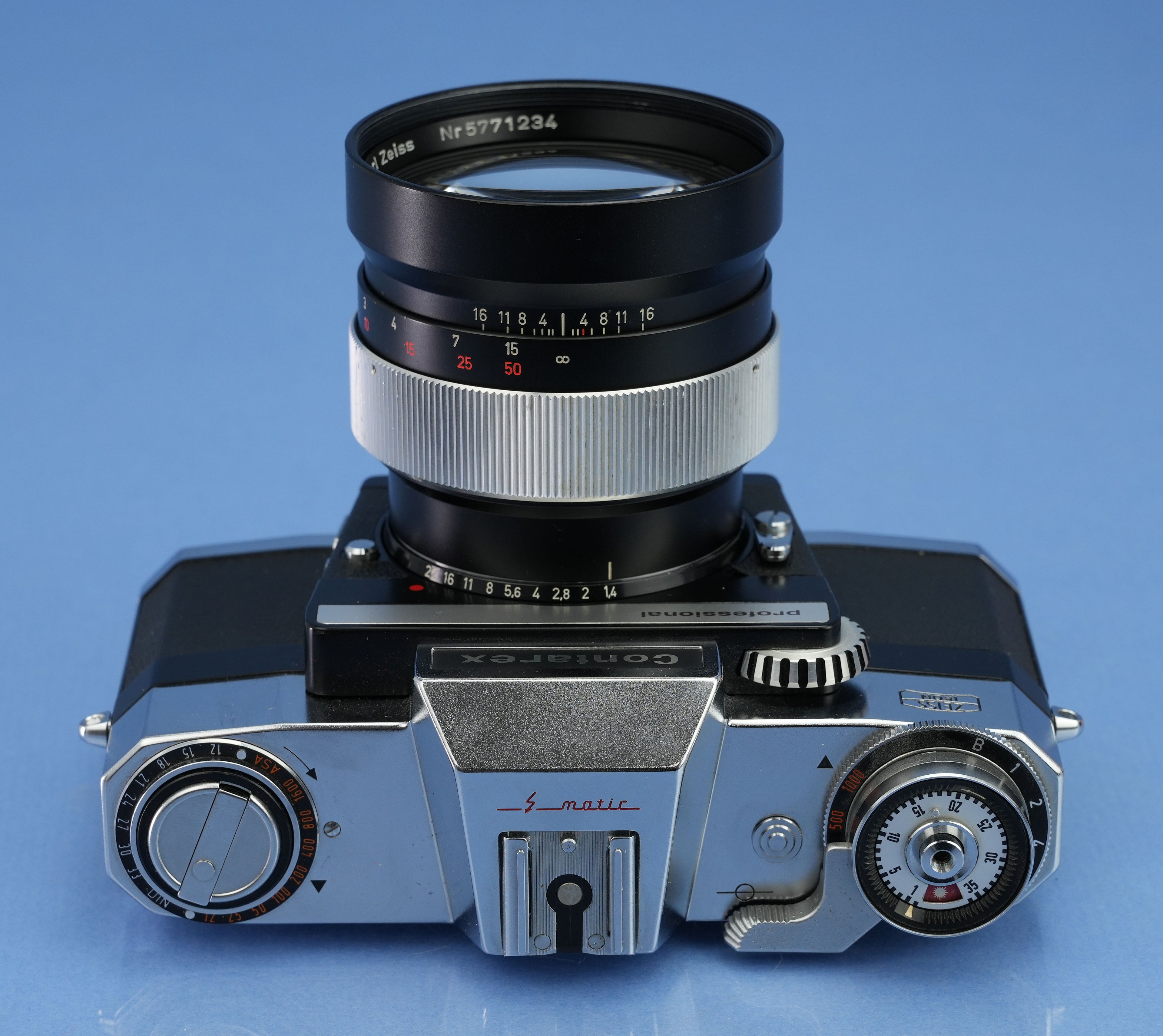 CONTAREX PROFESSIONAL CHROME CAMERA +ZEISS 85MM F1.4 PLANAR T* RARE LENS +BOX