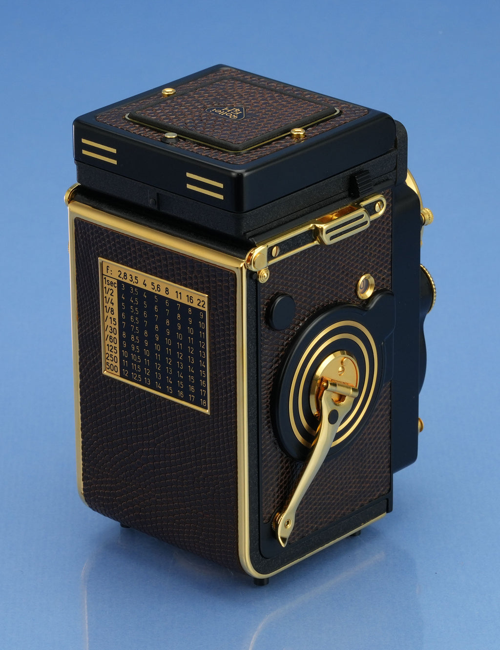 ROLLEI ROLLEIFLEX AURUM 24K GOLD 2.8F 80MM XENOTAR +CAPS +BOX +CASE +PAPERS NOS