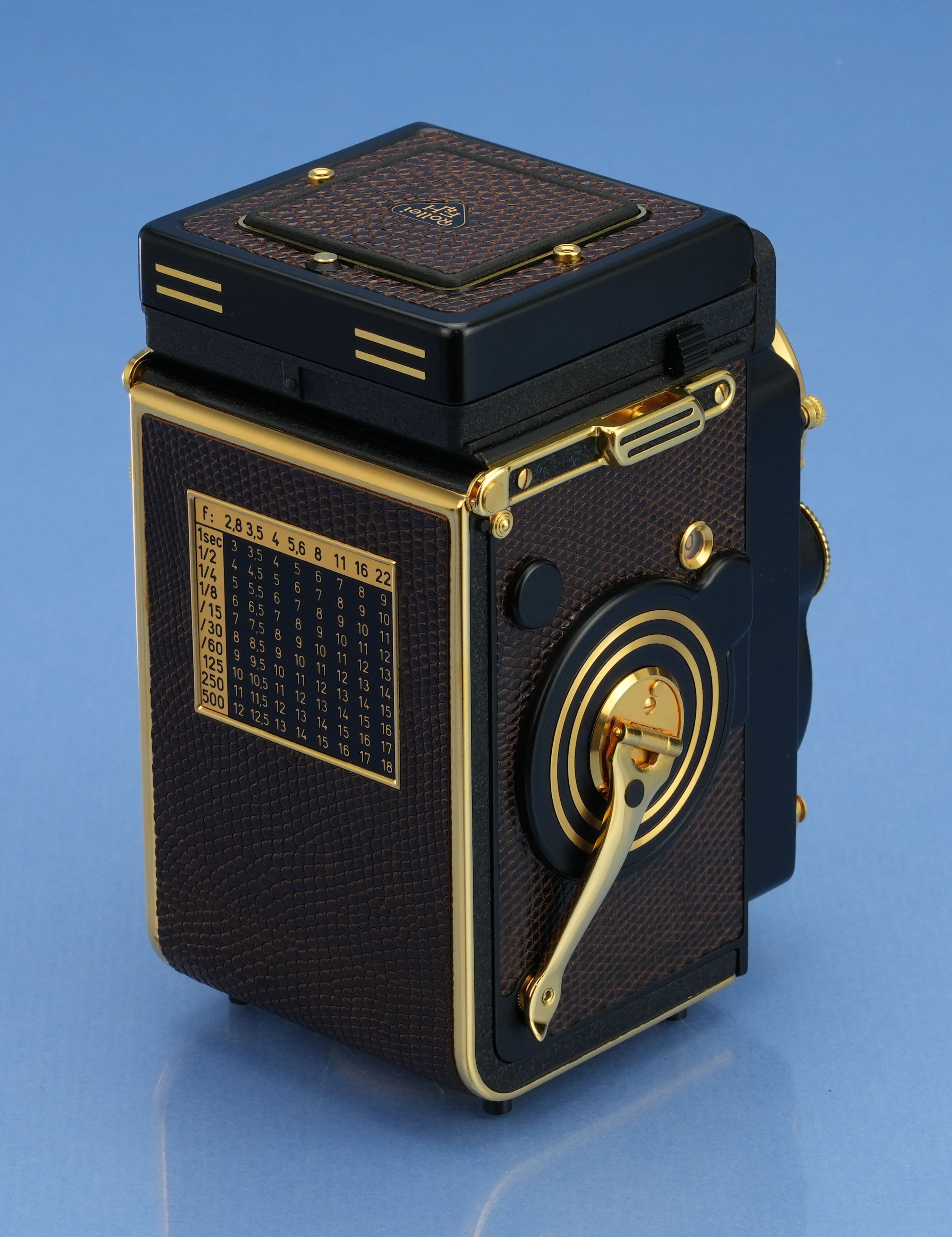 ROLLEI ROLLEIFLEX AURUM 24K GOLD 2.8F 80MM XENOTAR +CAPS +BOX +CASE +PAPERS NOS